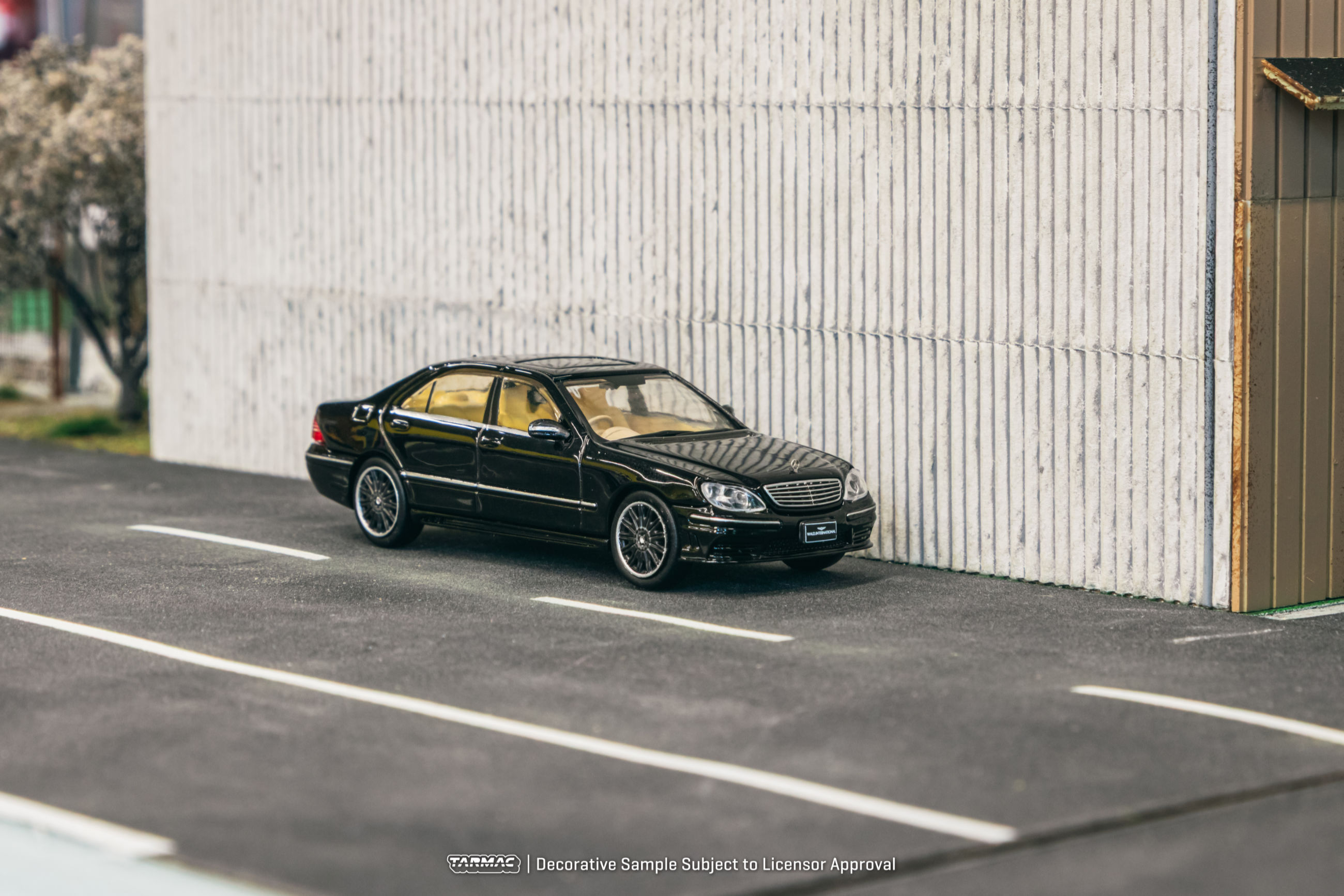 Tarmac Works Mercedes-Benz S-Class Wald Black