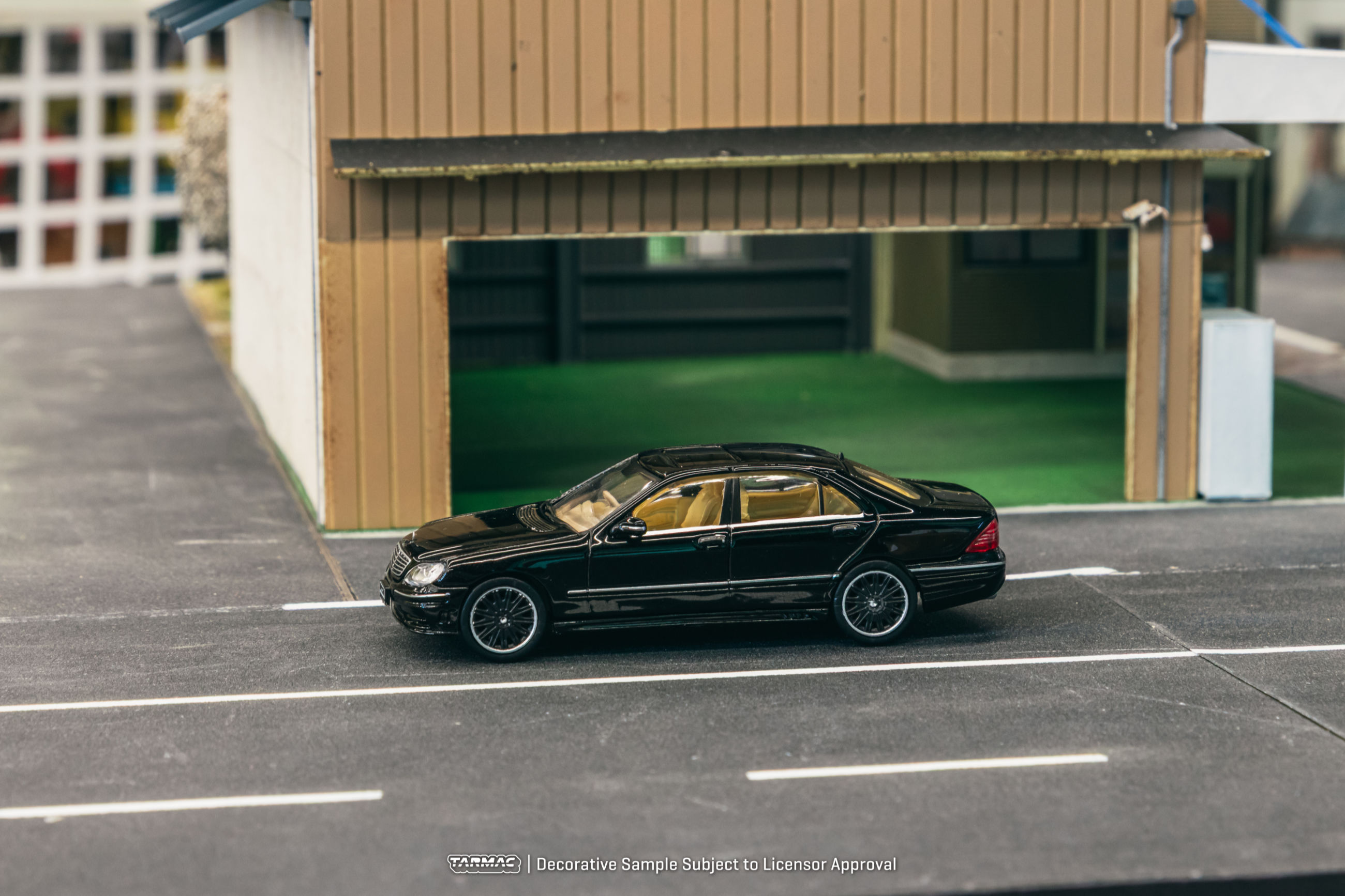 Tarmac Works Mercedes-Benz S-Class Wald Black