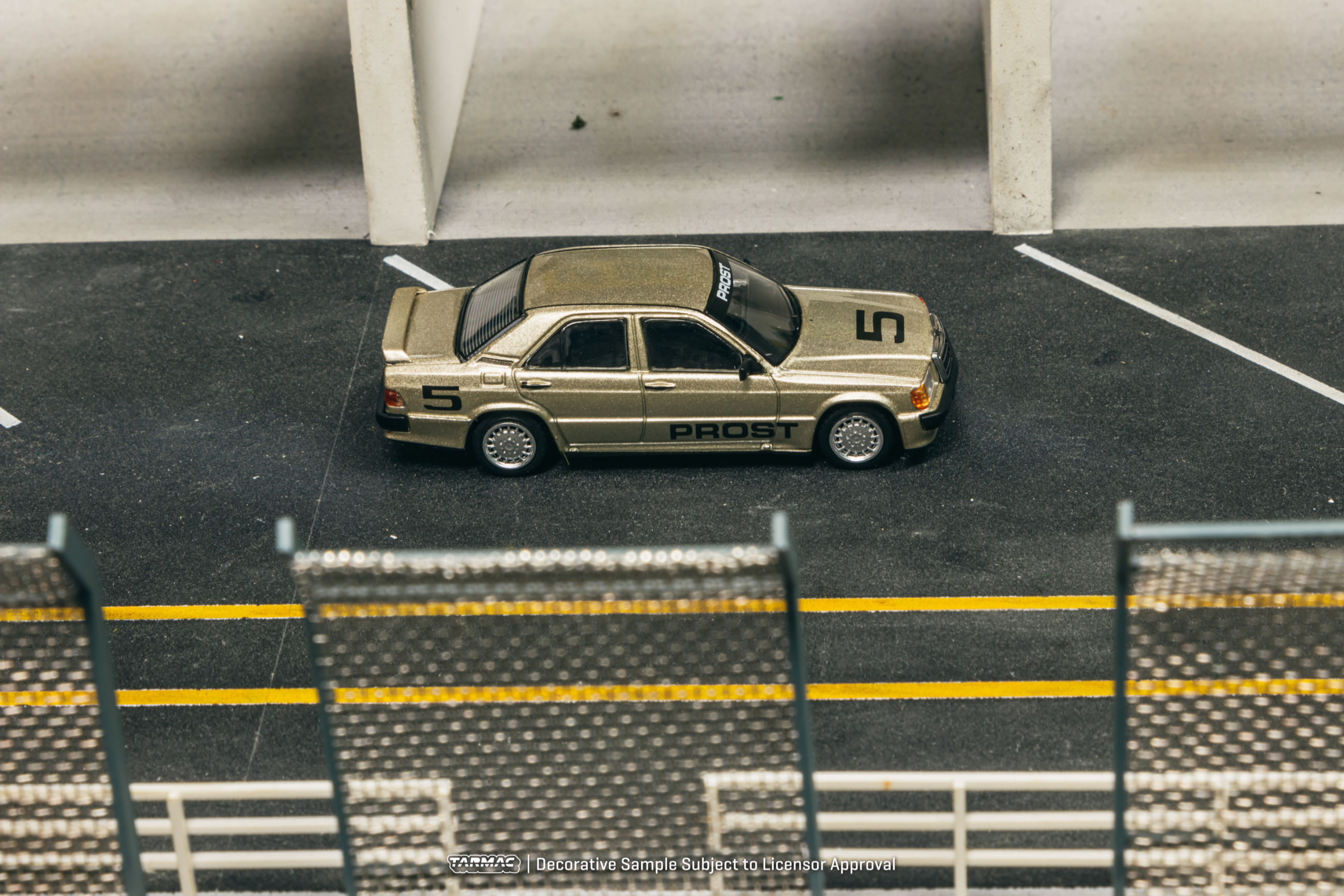 Tarmac Works Mercedes-Benz 190 E 2.3-16 Race of Champion 1984