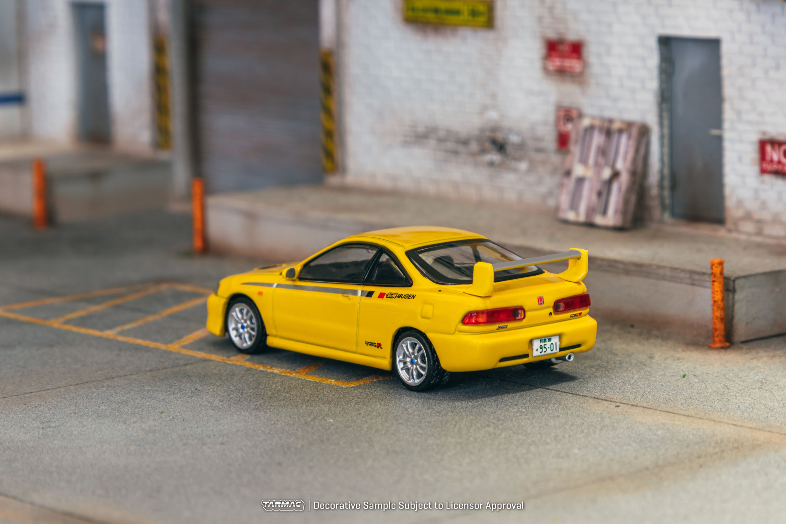 Tarmac Works Honda Integra TYPE R DC2 MUGEN Sunlight Yellow