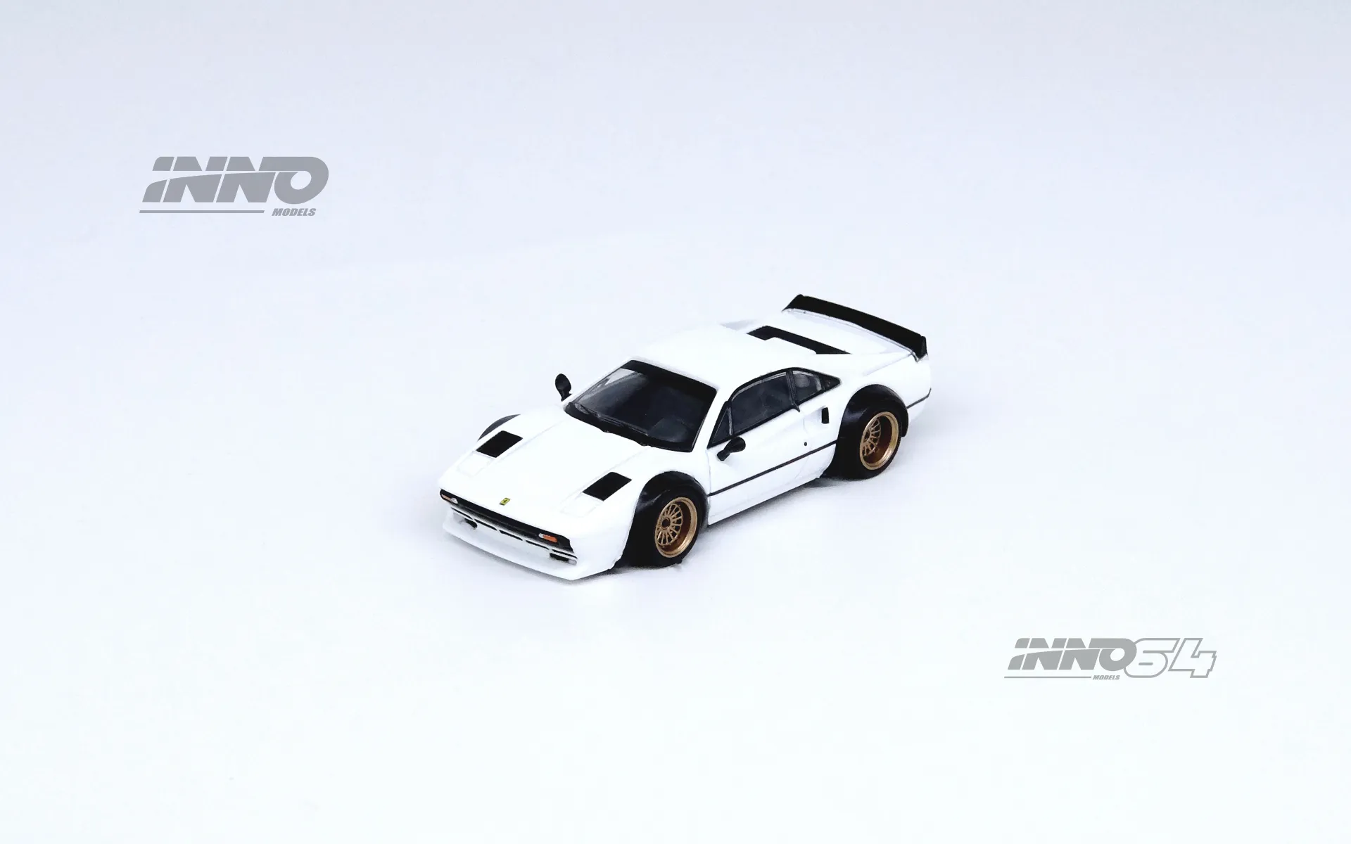 Inno64 LBWK 308 GTB White 1:64 Scale Diecast | Omocha Hero