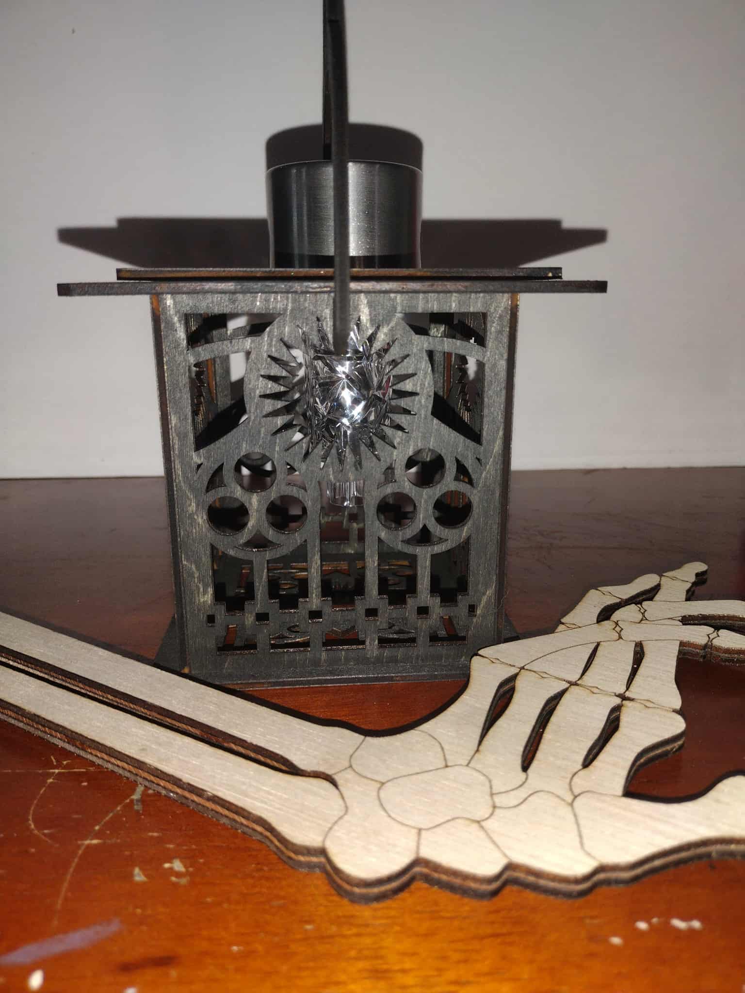 Solar Skeleton Sidewalk Lantern(s)