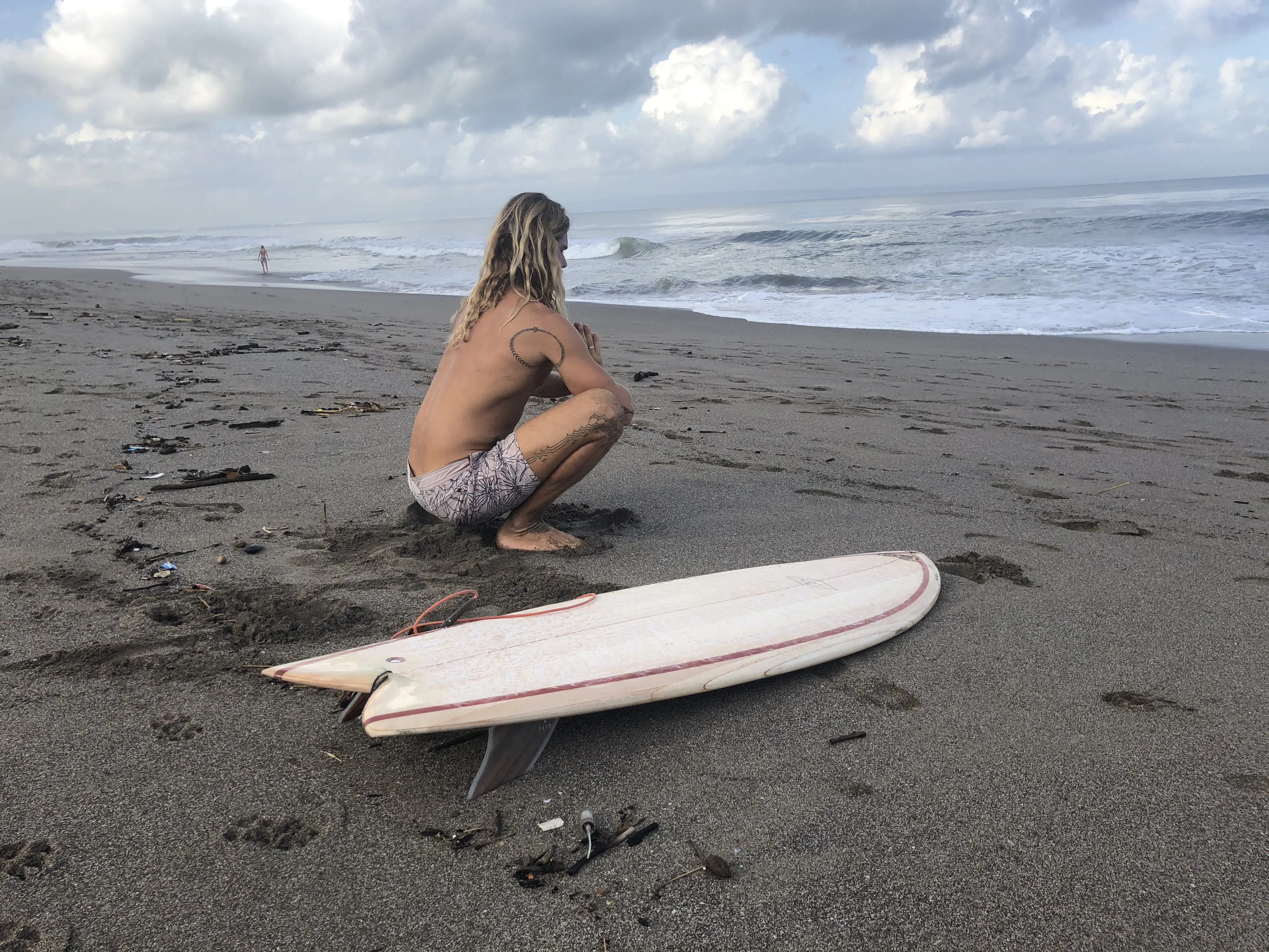 PAPILLON 6'0" x 21 7/8" x 2 1/2" 