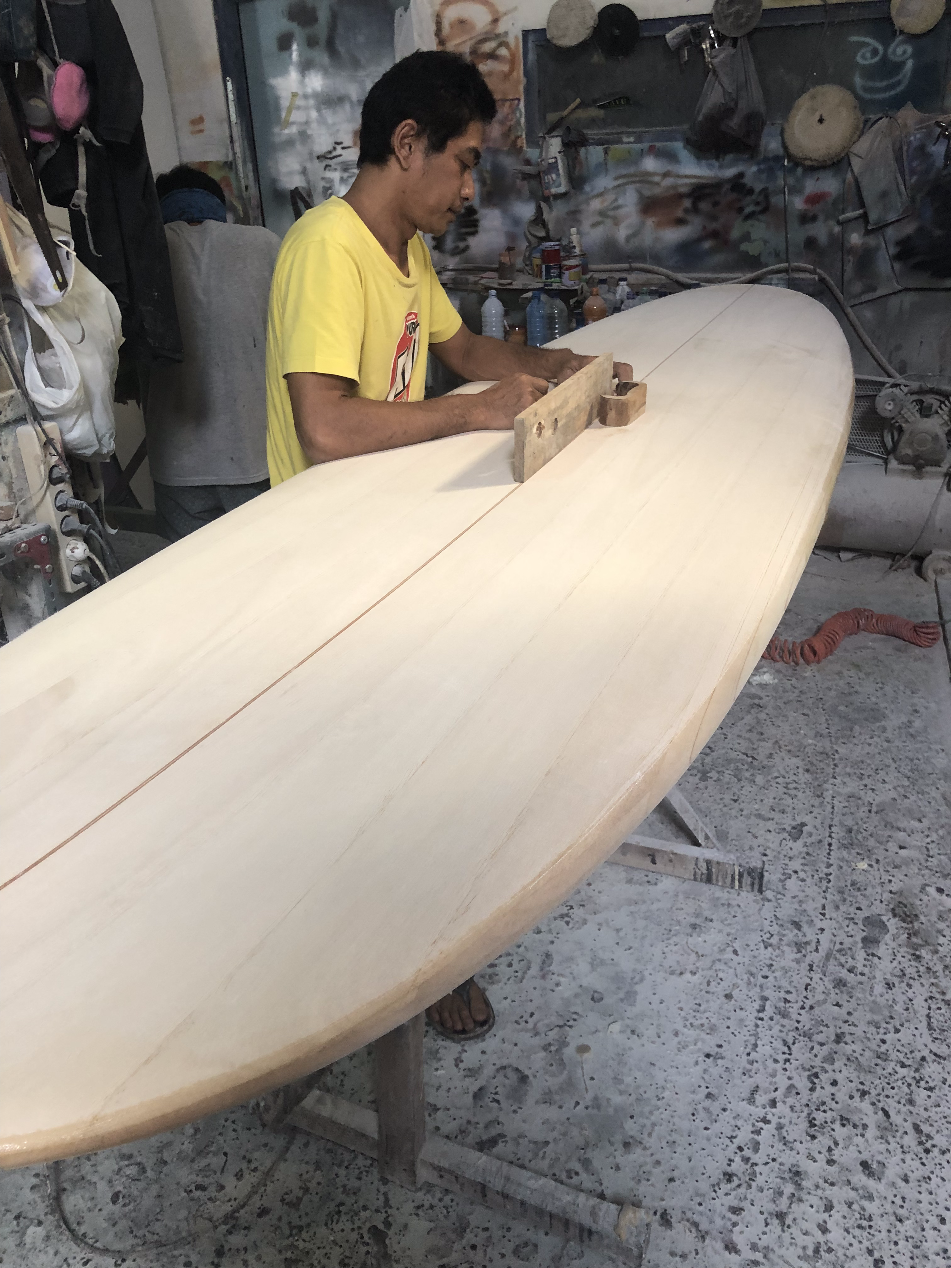 SUP 9'8" - 10’0” x 30” x 4”
