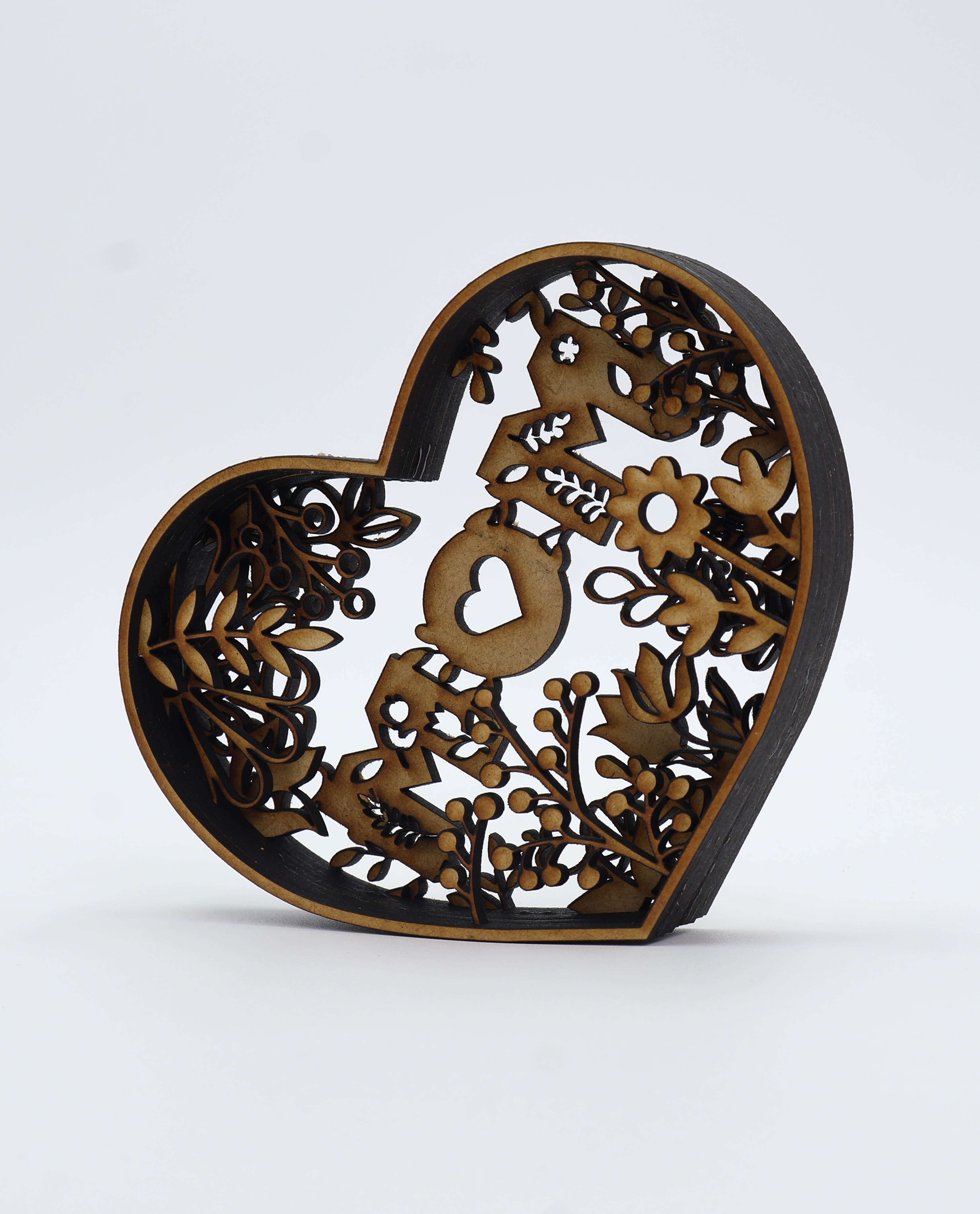 Corazón Tallado en Madera