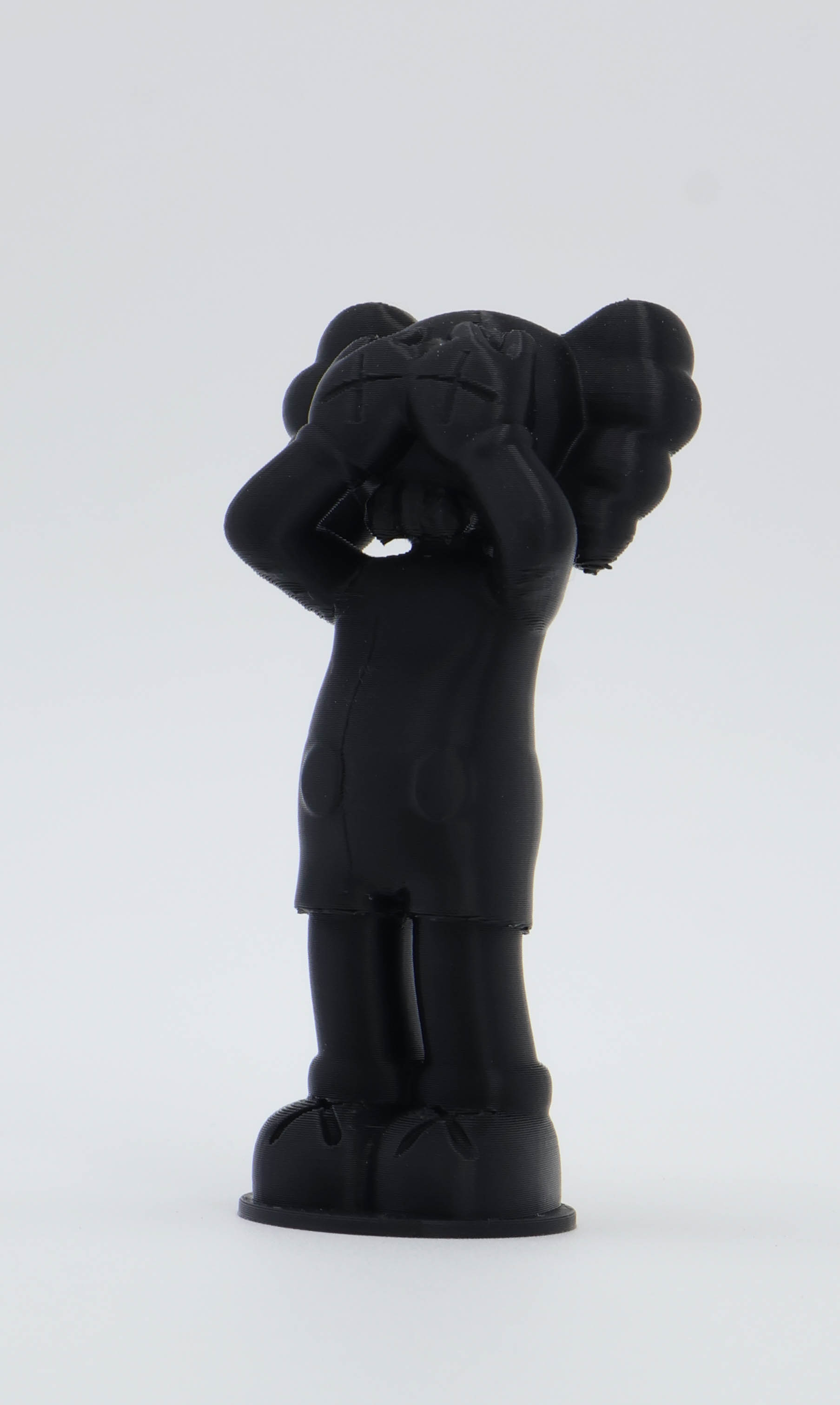 Figura KAWS Cover