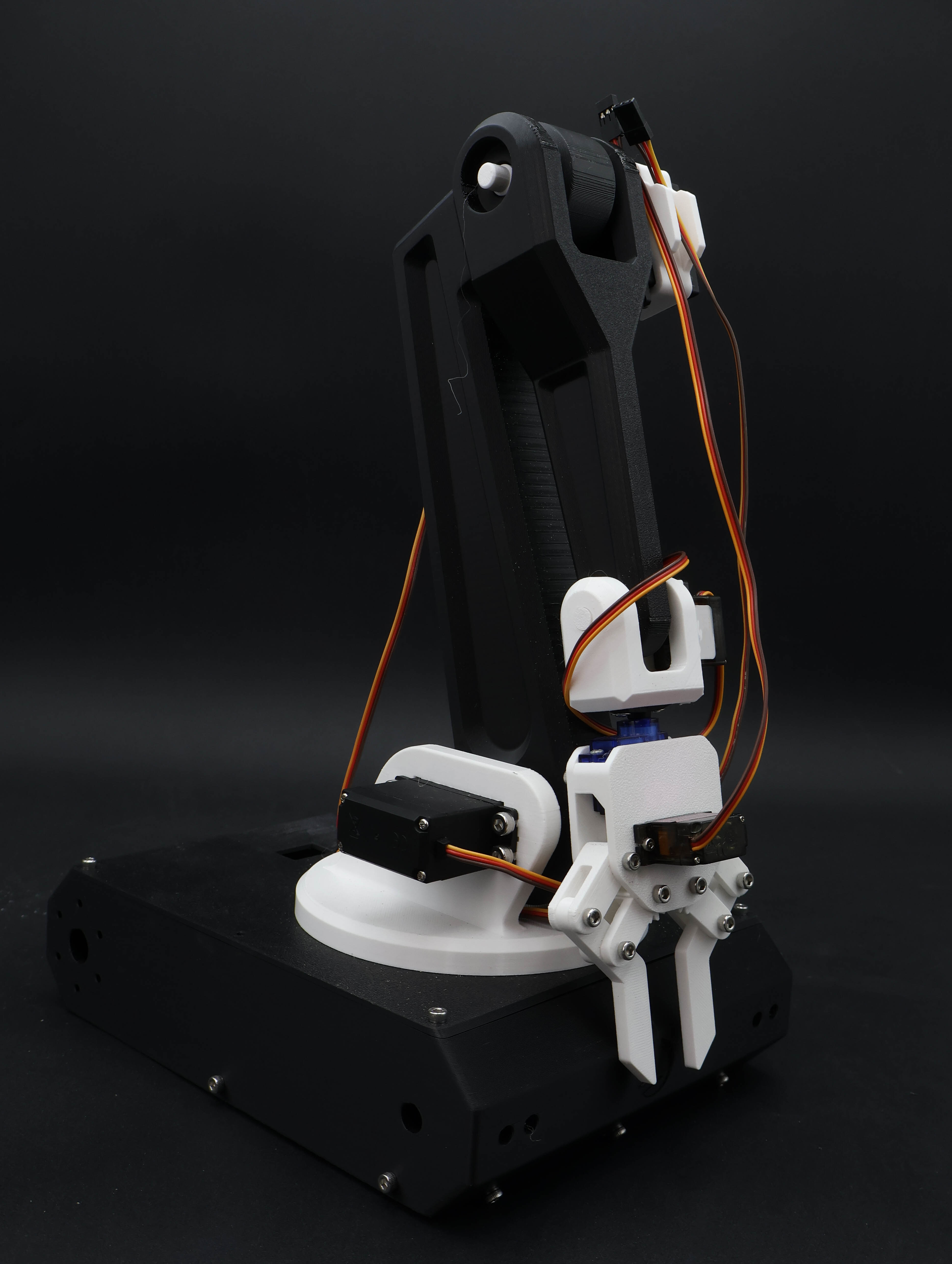 Brazo Robótico Impreso en 3D