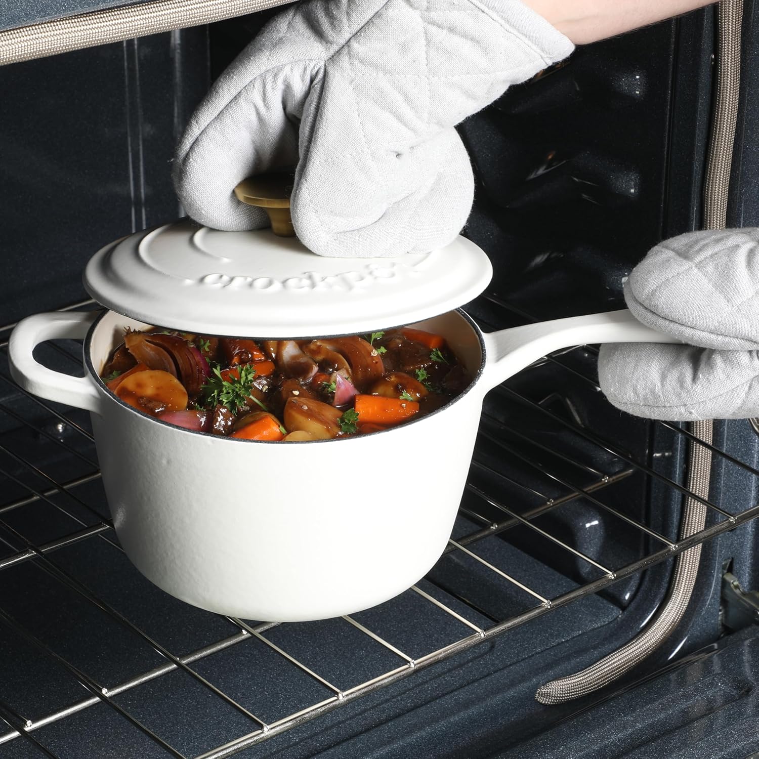  3 Qt European Enameled Cast Iron Sauce Pan W/Lid - Matte Linen White