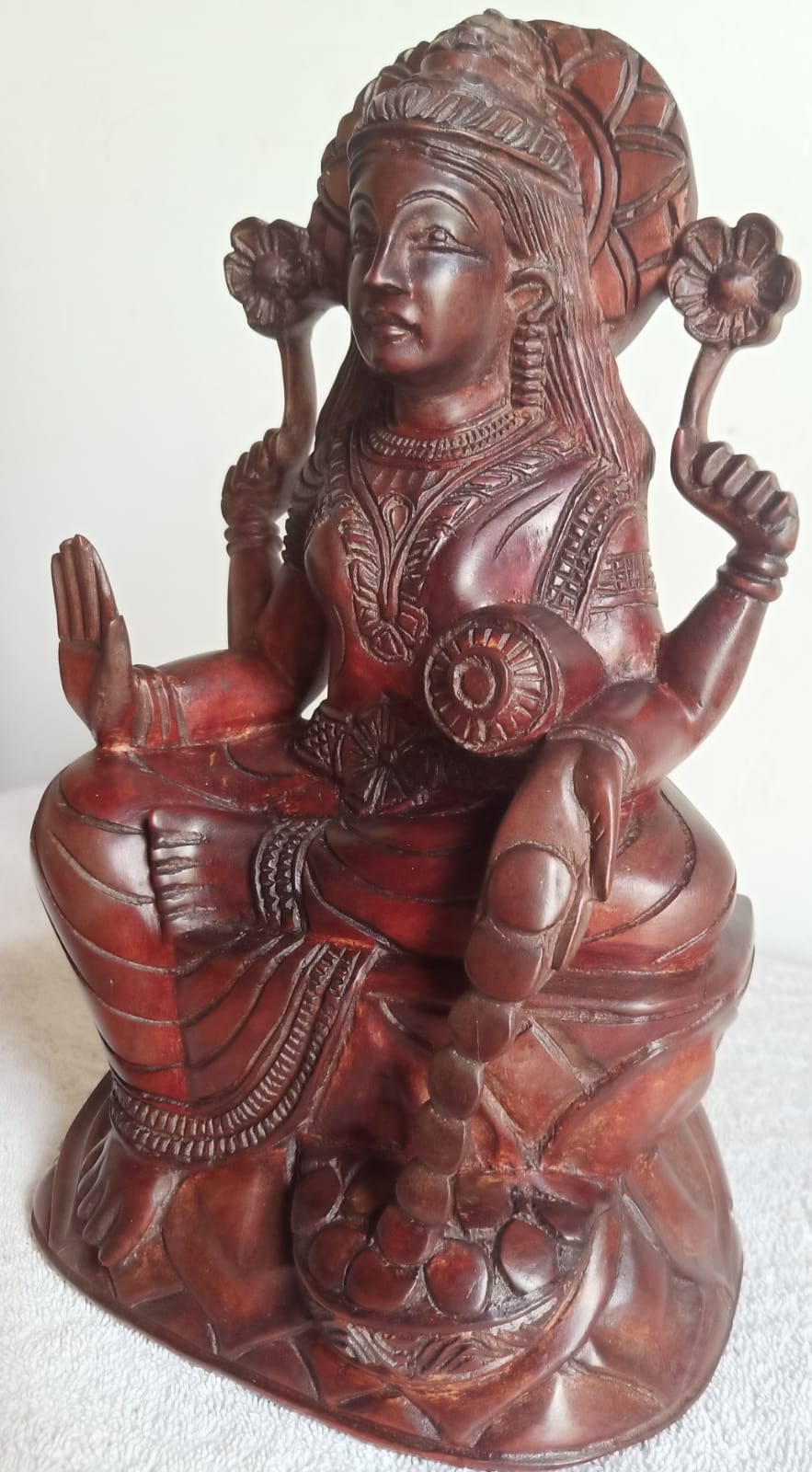 Sitting Goddess Lakshmi Statue 