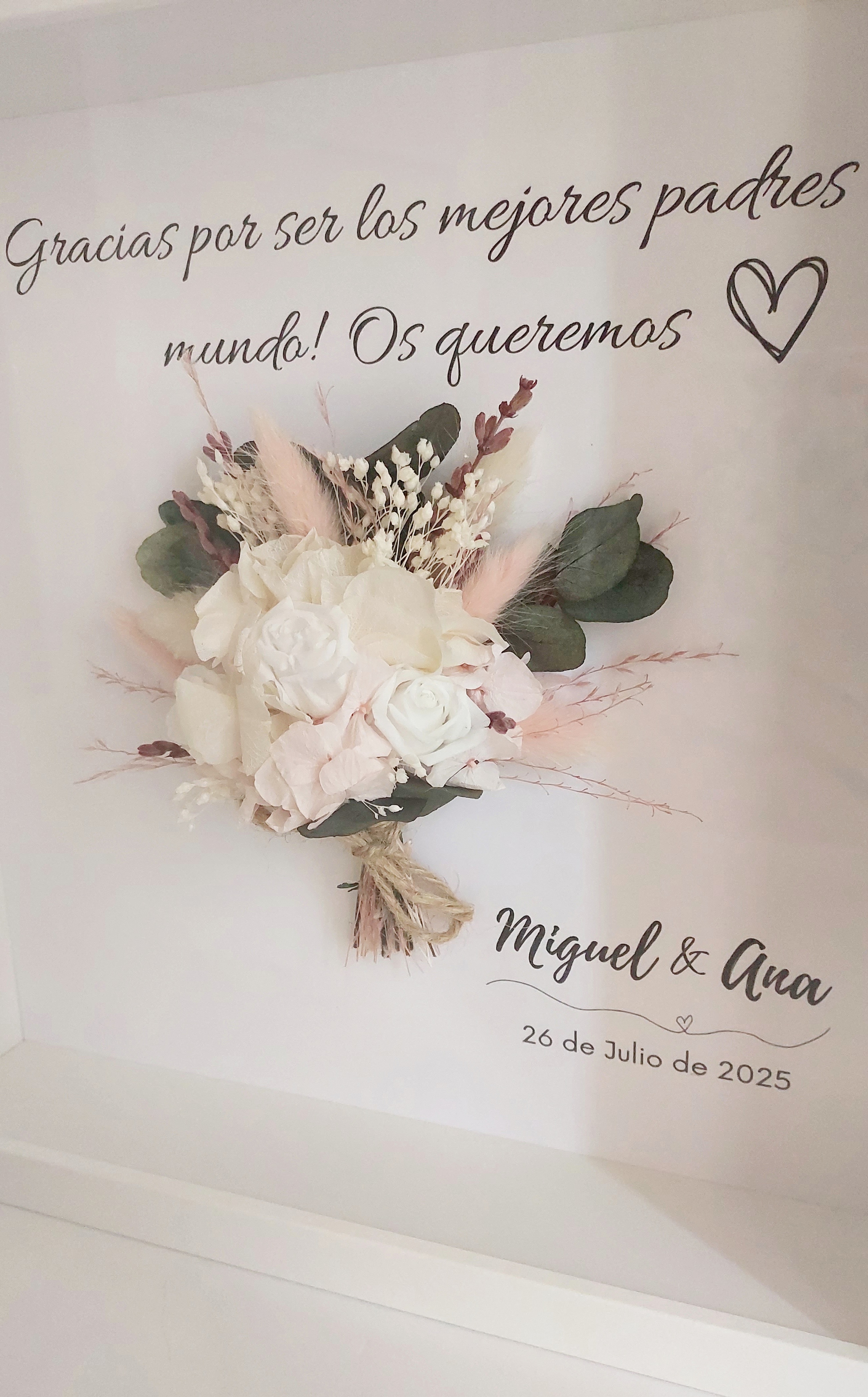 Cuadro con réplica mini 