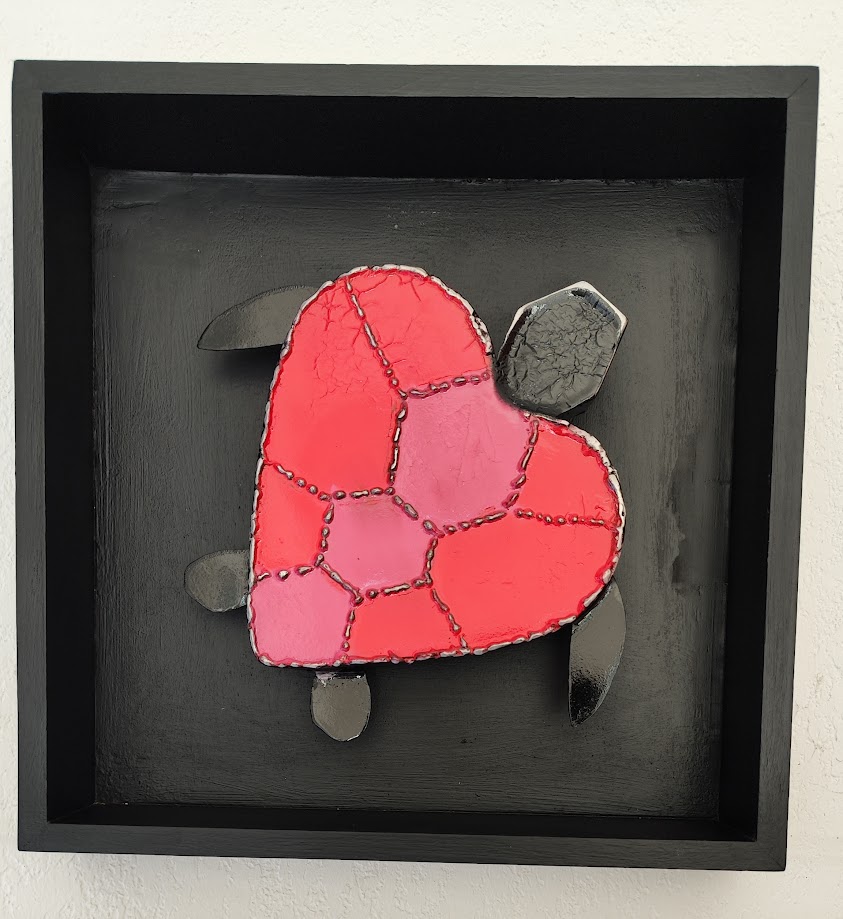 Tableau de tortue en métal cadre bois