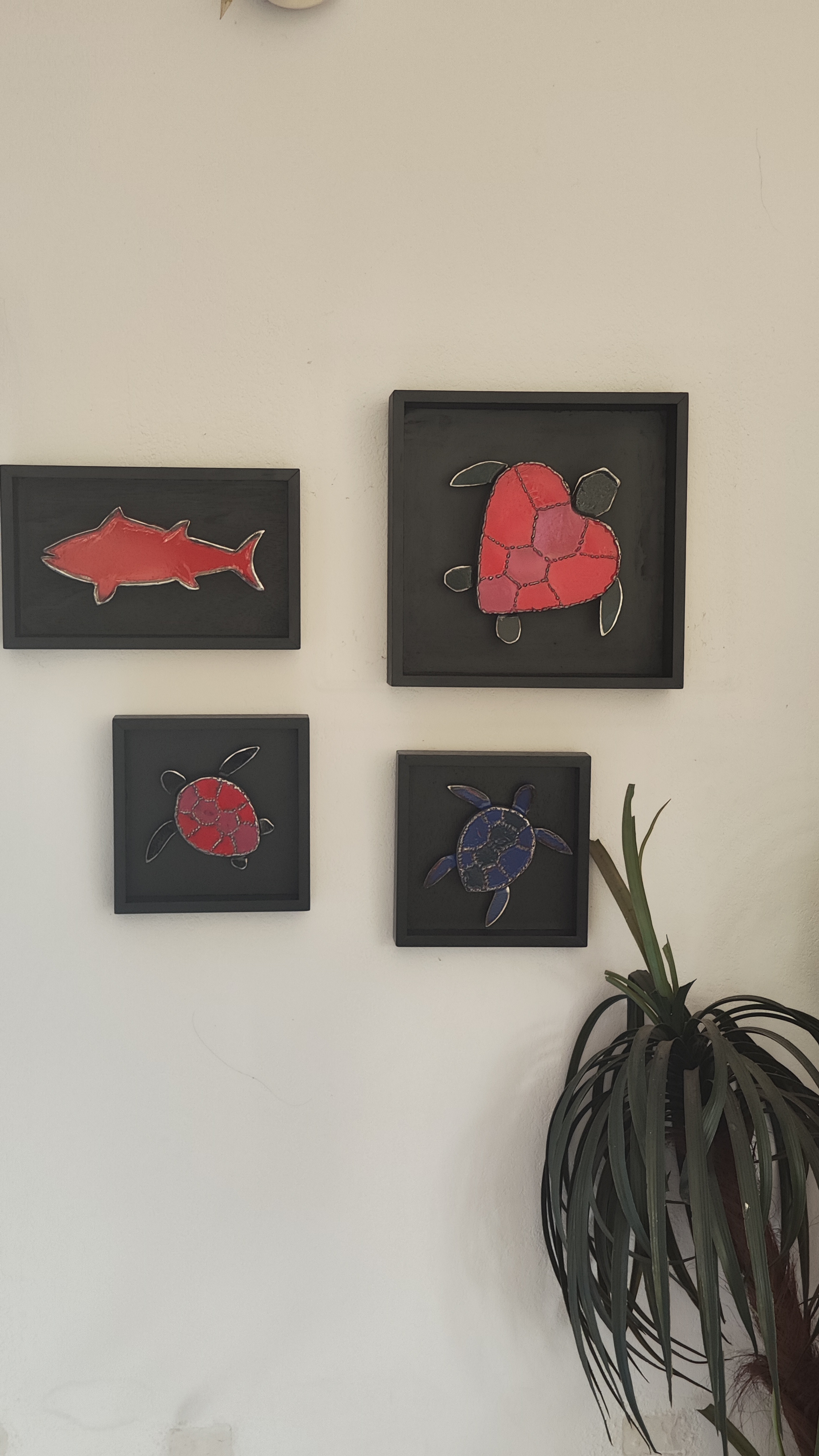 Tableau de Tortue en métal cadre bois