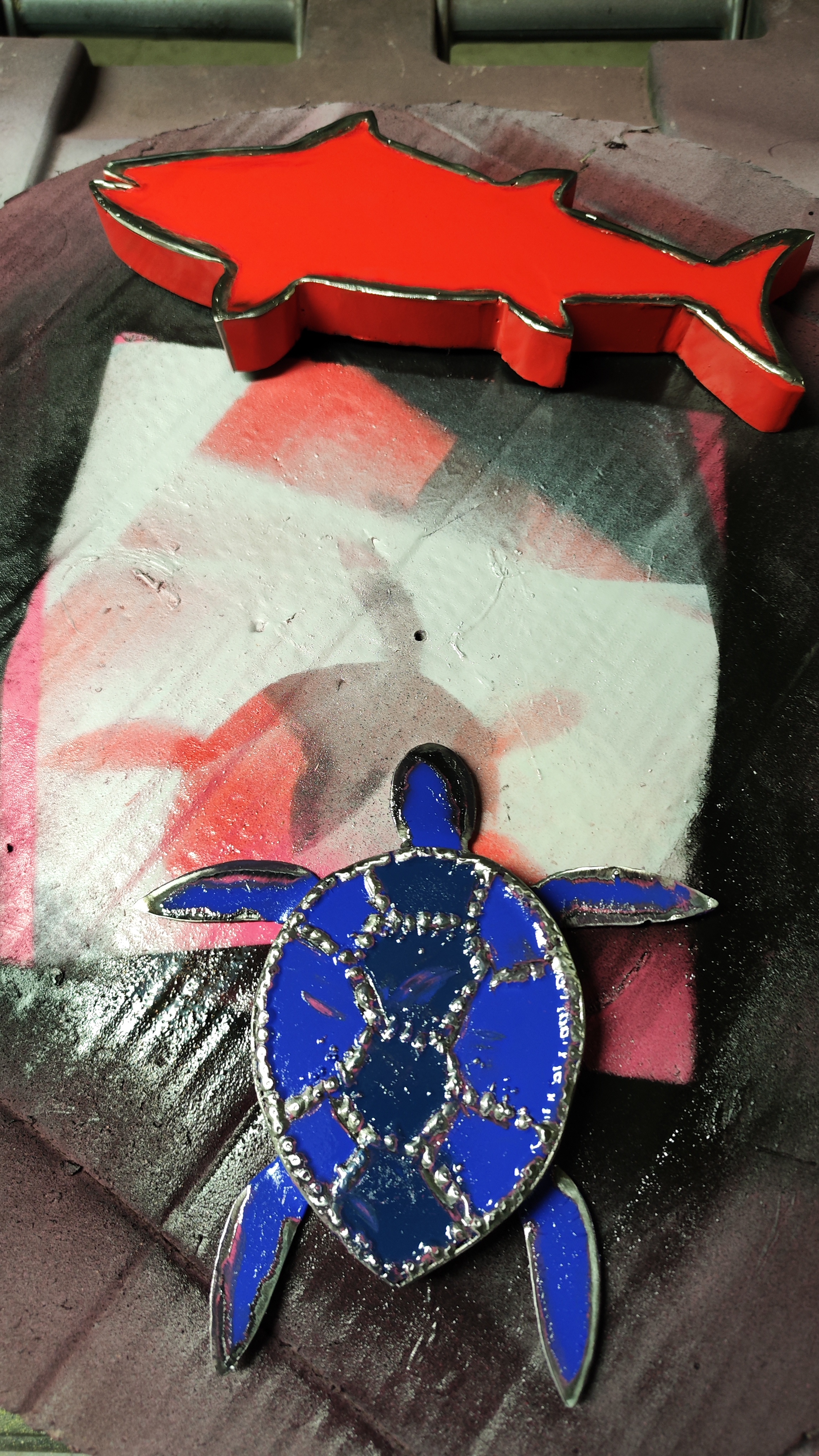 Tableau de Tortue en métal cadre bois