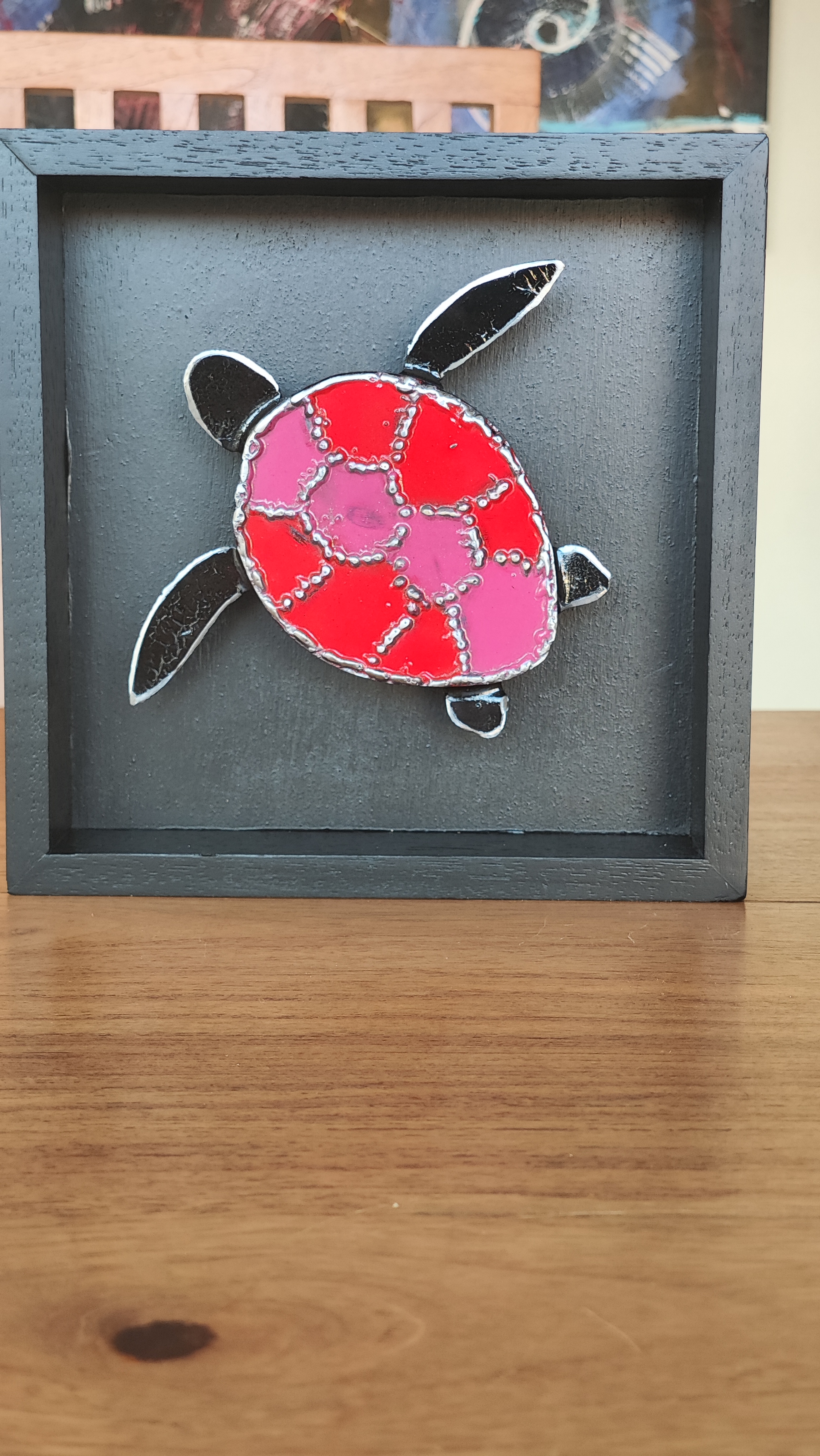 Tableau de tortue en métal cadre bois