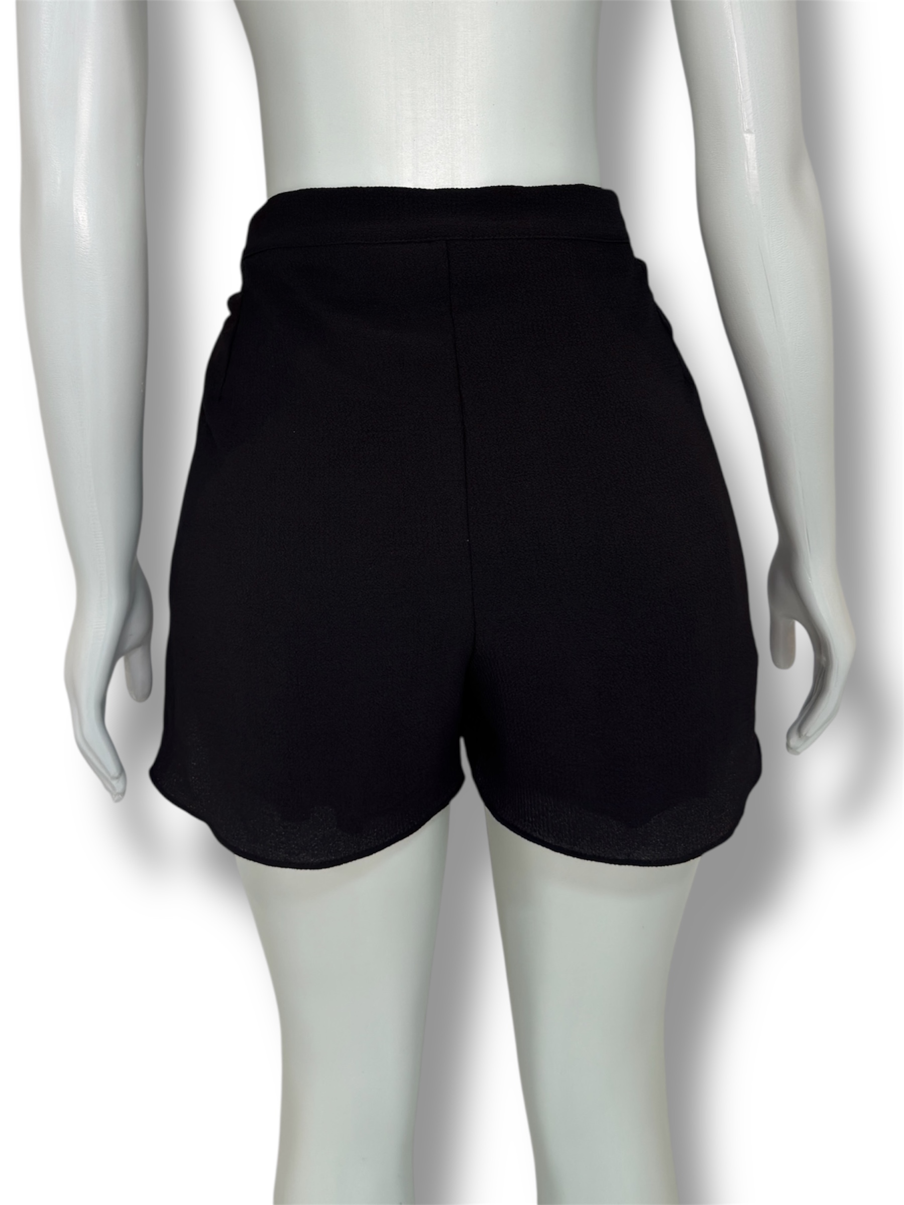 Shorts preto