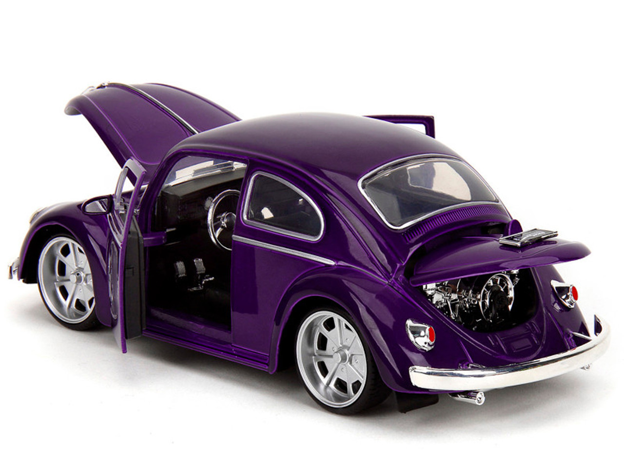 1/24 Jada Volkswagen Beetle with Wednesday Addams & Thing Figures Diecast Car Model