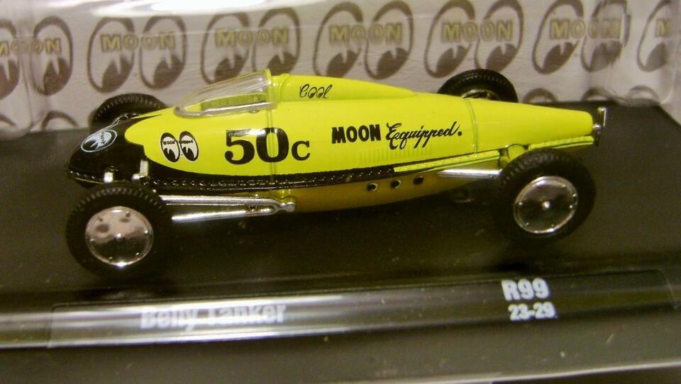 Belly Tanker M2 Mooneyes 1:64