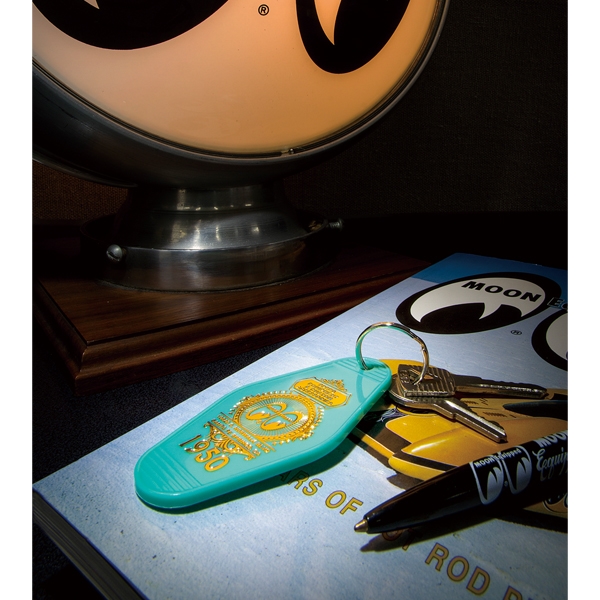 MOON Equipped Hotel Key Tag ( Chaveiro Verde )