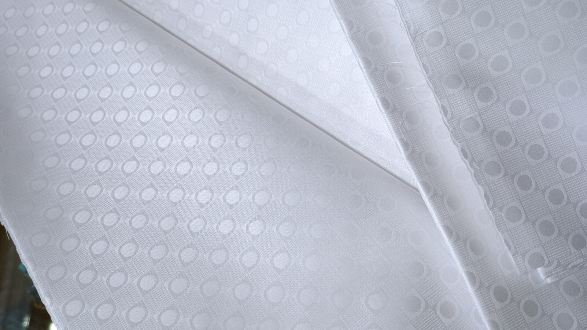 BROCADE (5 Yards)