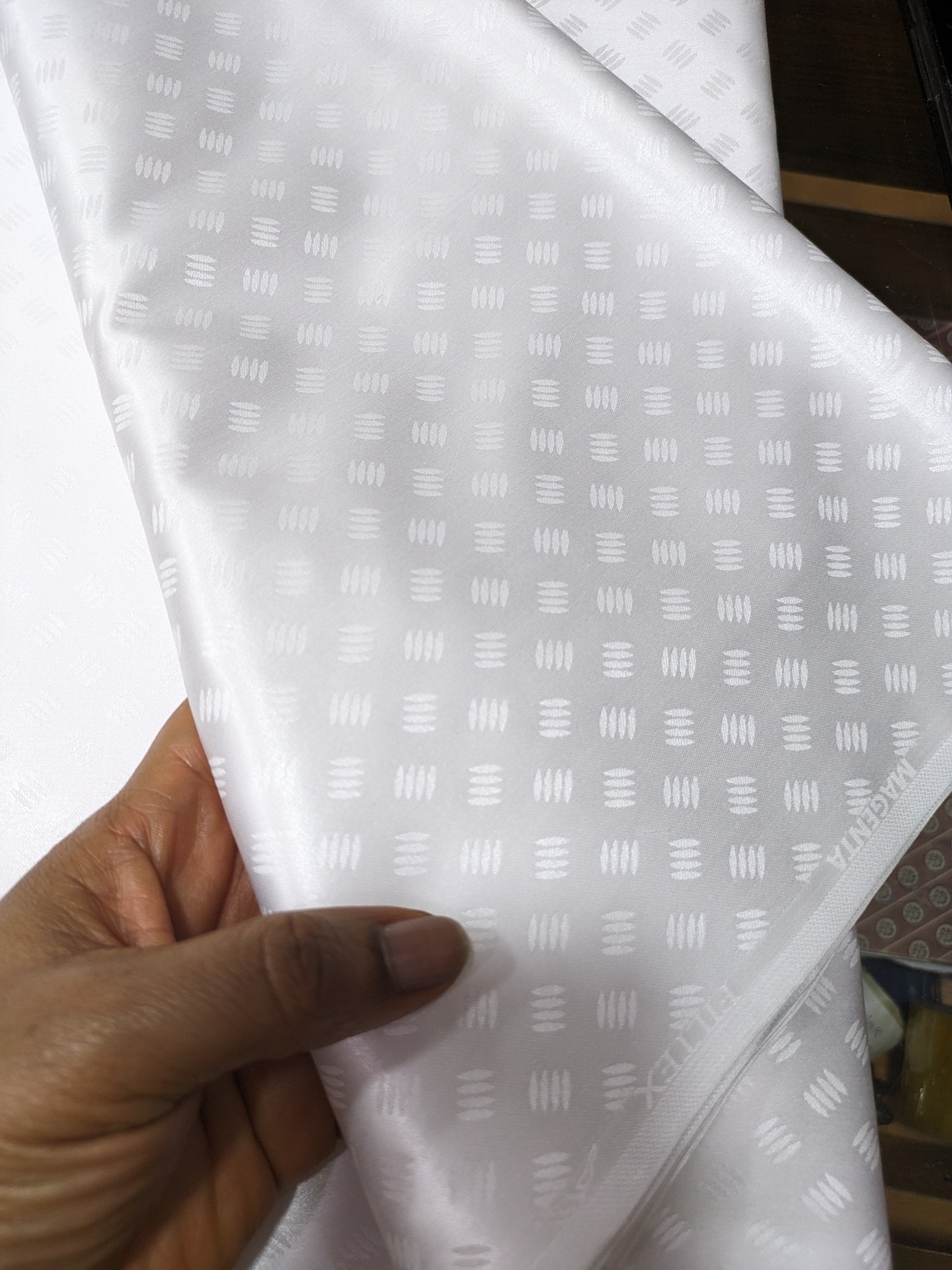 BROCADE (5 Yards)
