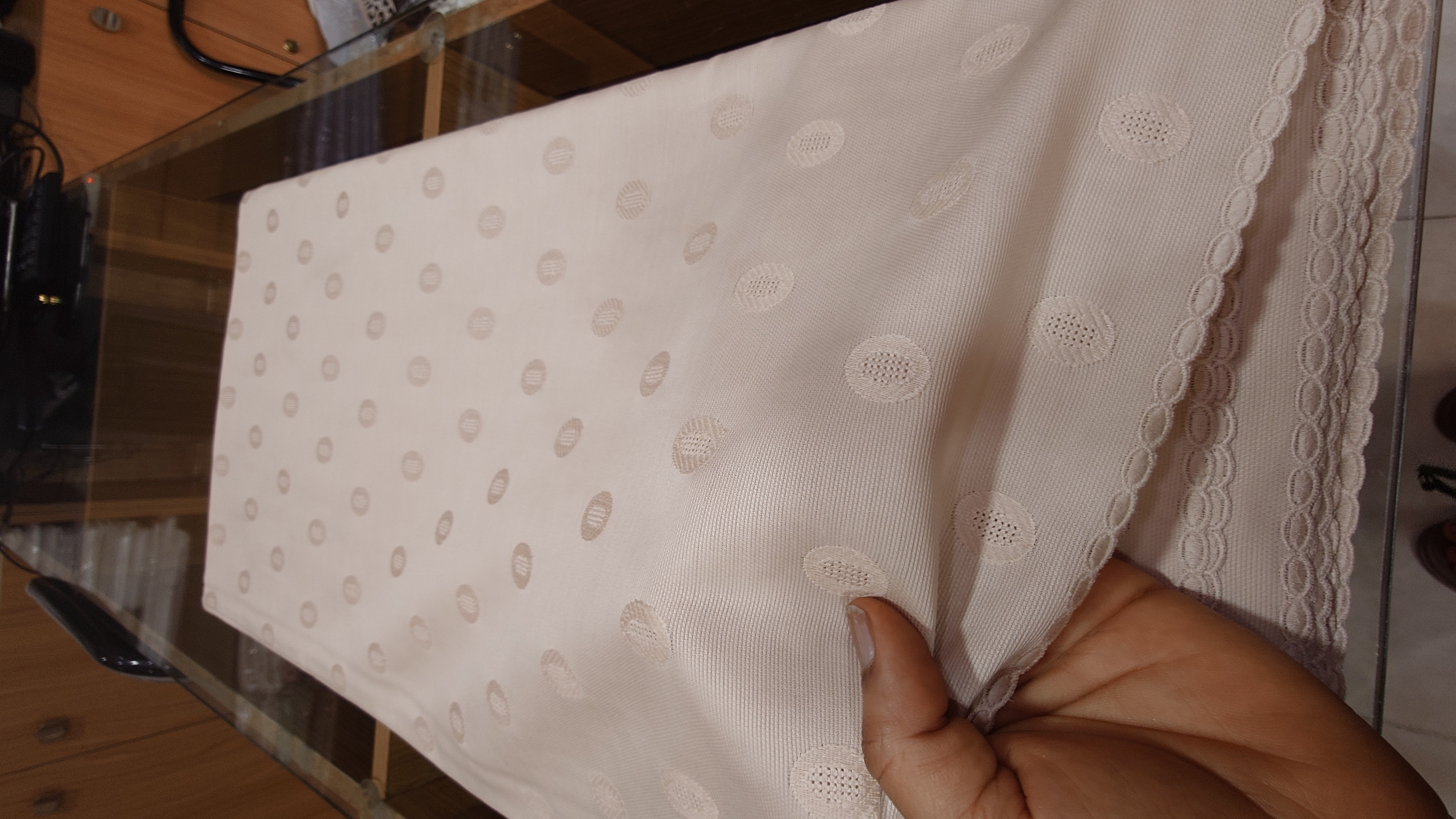 PIQUE LACE (5 Yards) 