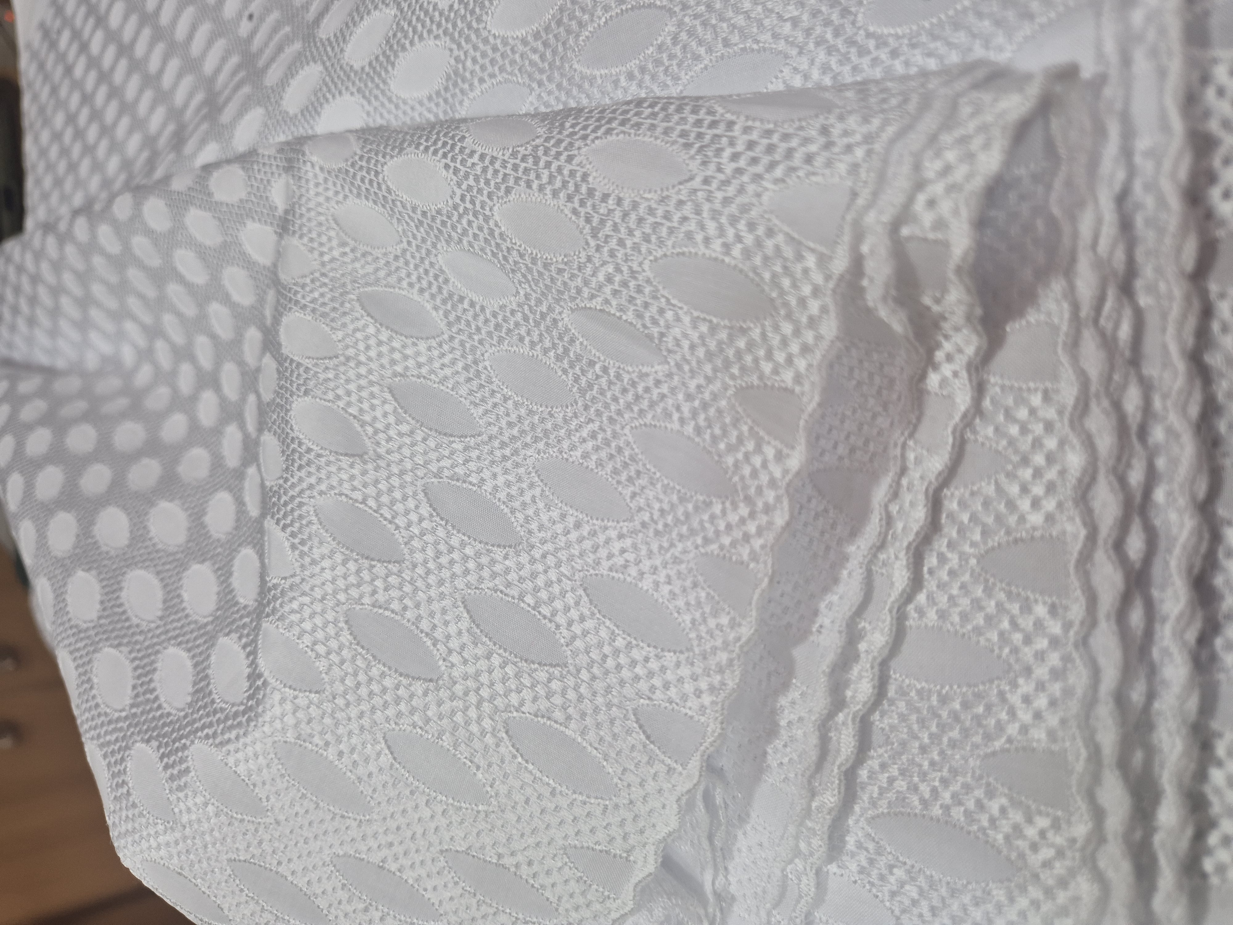 VOILE LACE (5 YARDS)