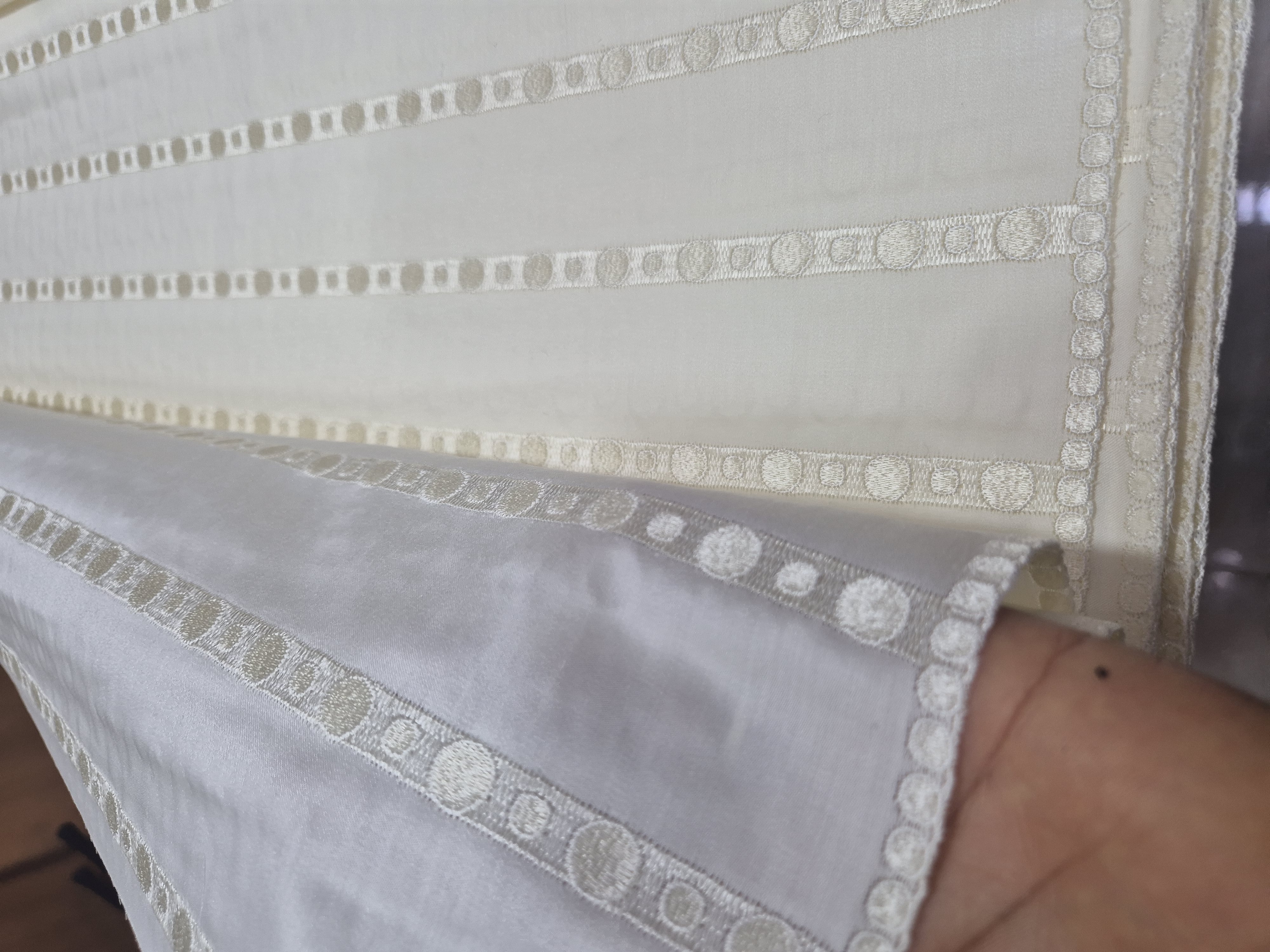 POLISH LACE  (5 yard) 