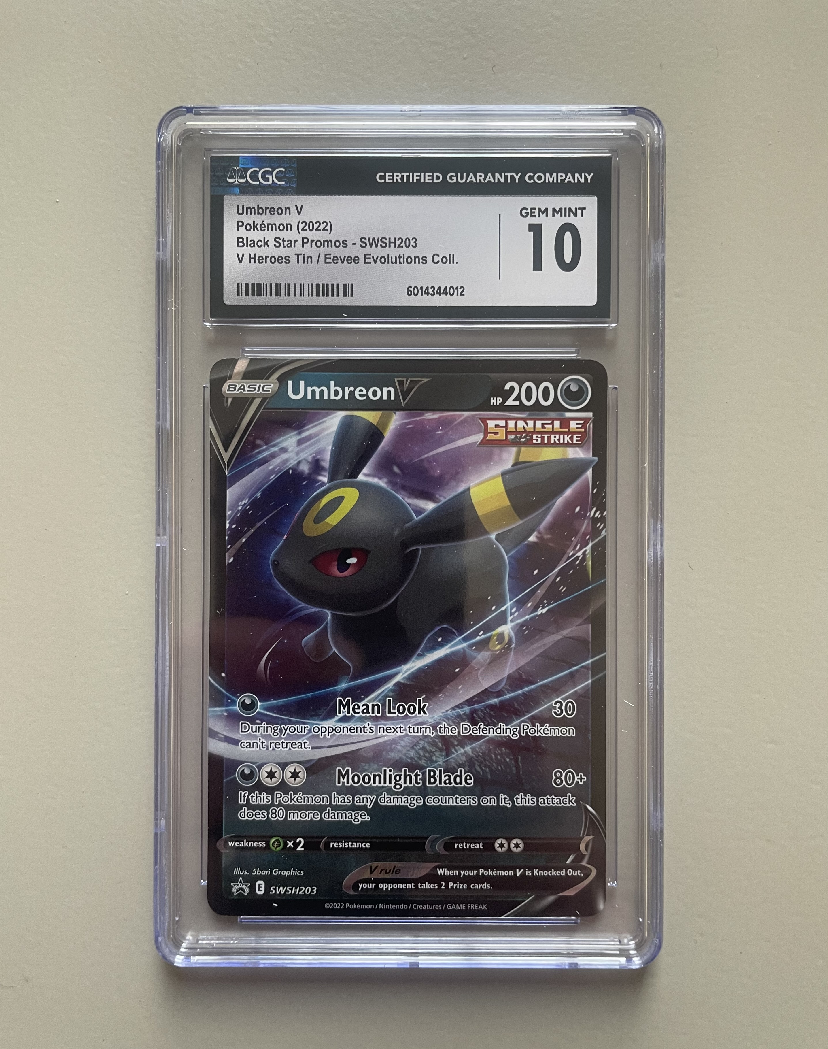 Umbreon V Black Star Promos SWSH203 CGC 10