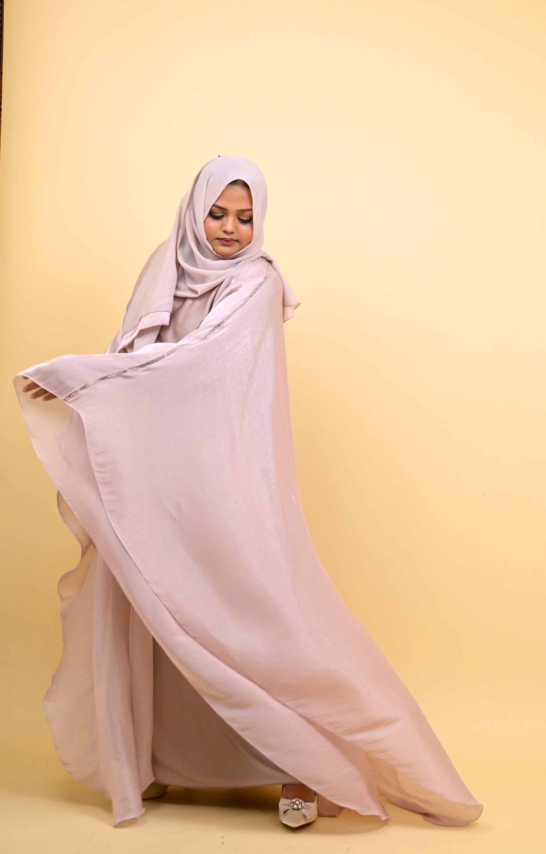 Ayah- Luxury cape abaya 