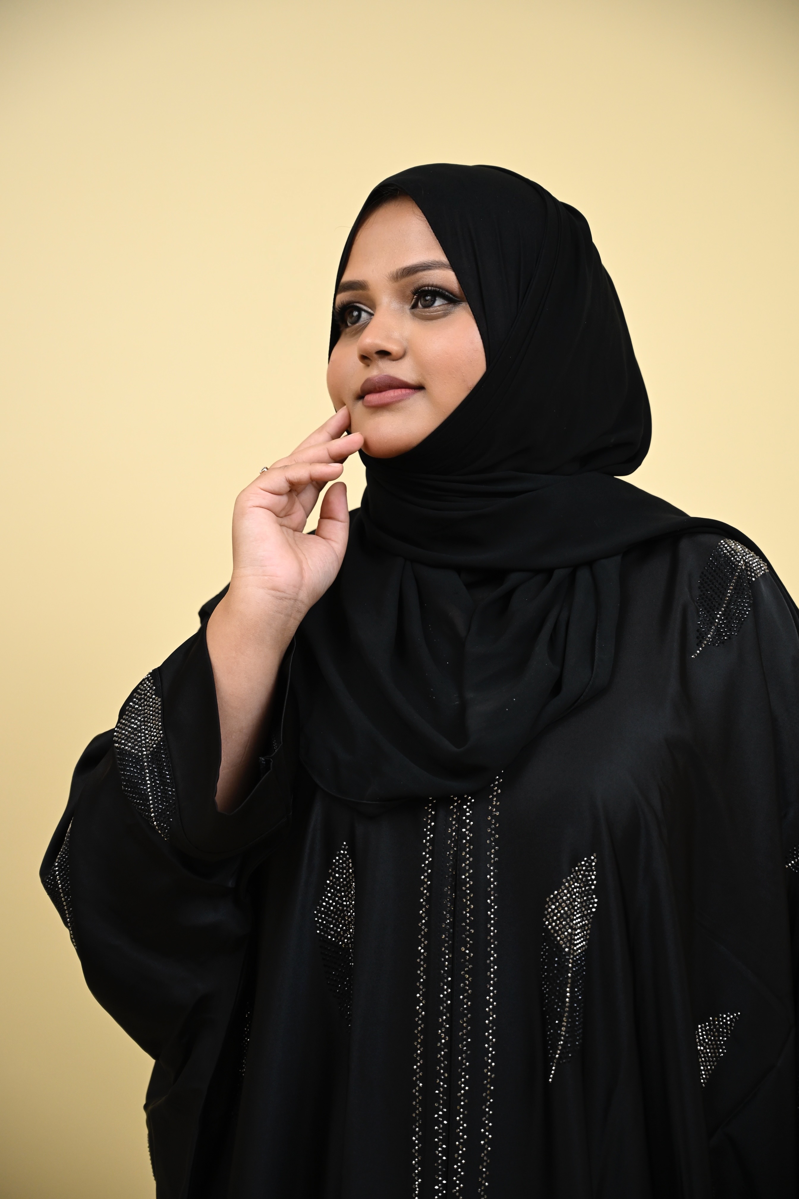 Hannah - Armani Satin Farasha 