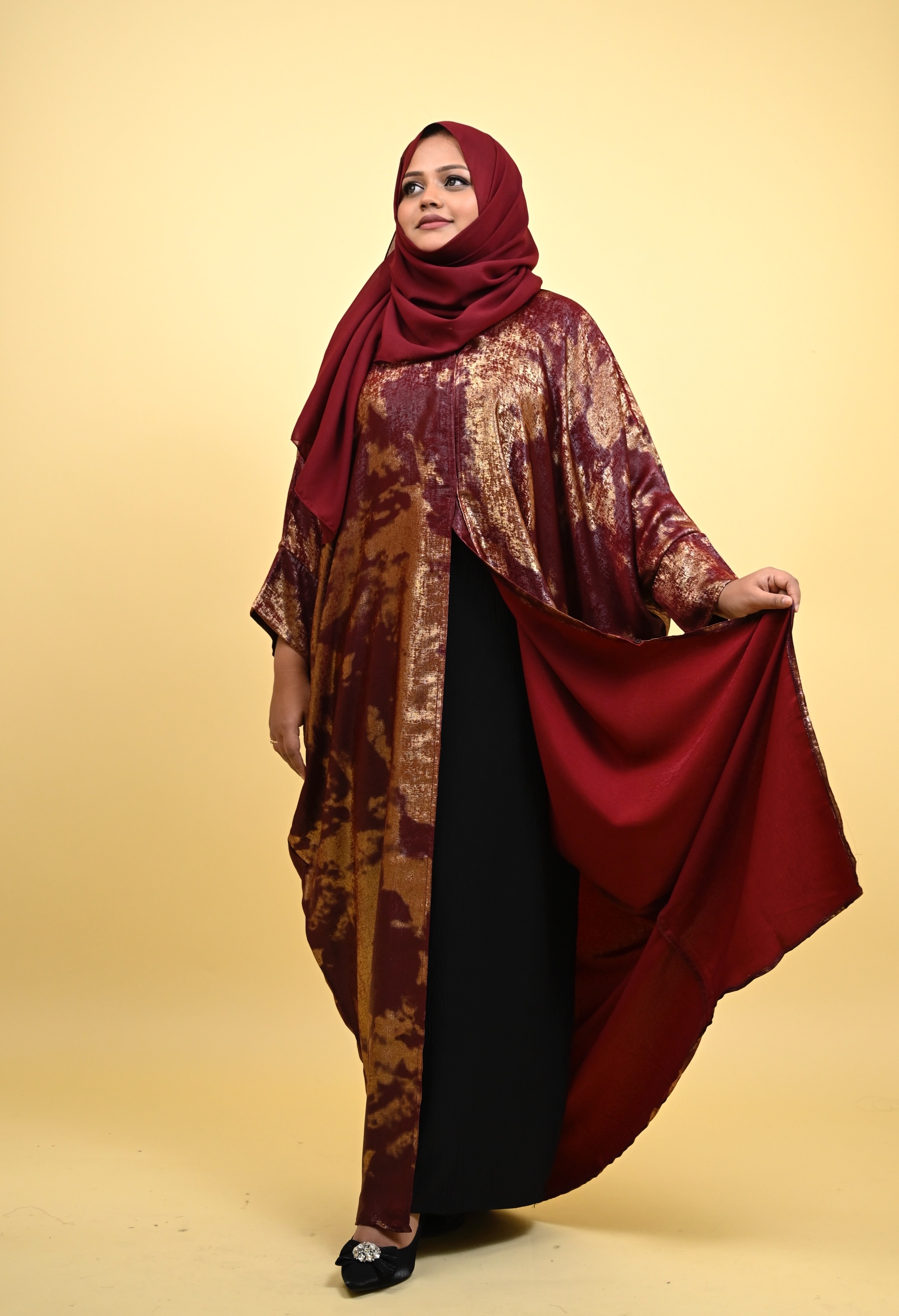Marah - Foil Abaya kaftan 