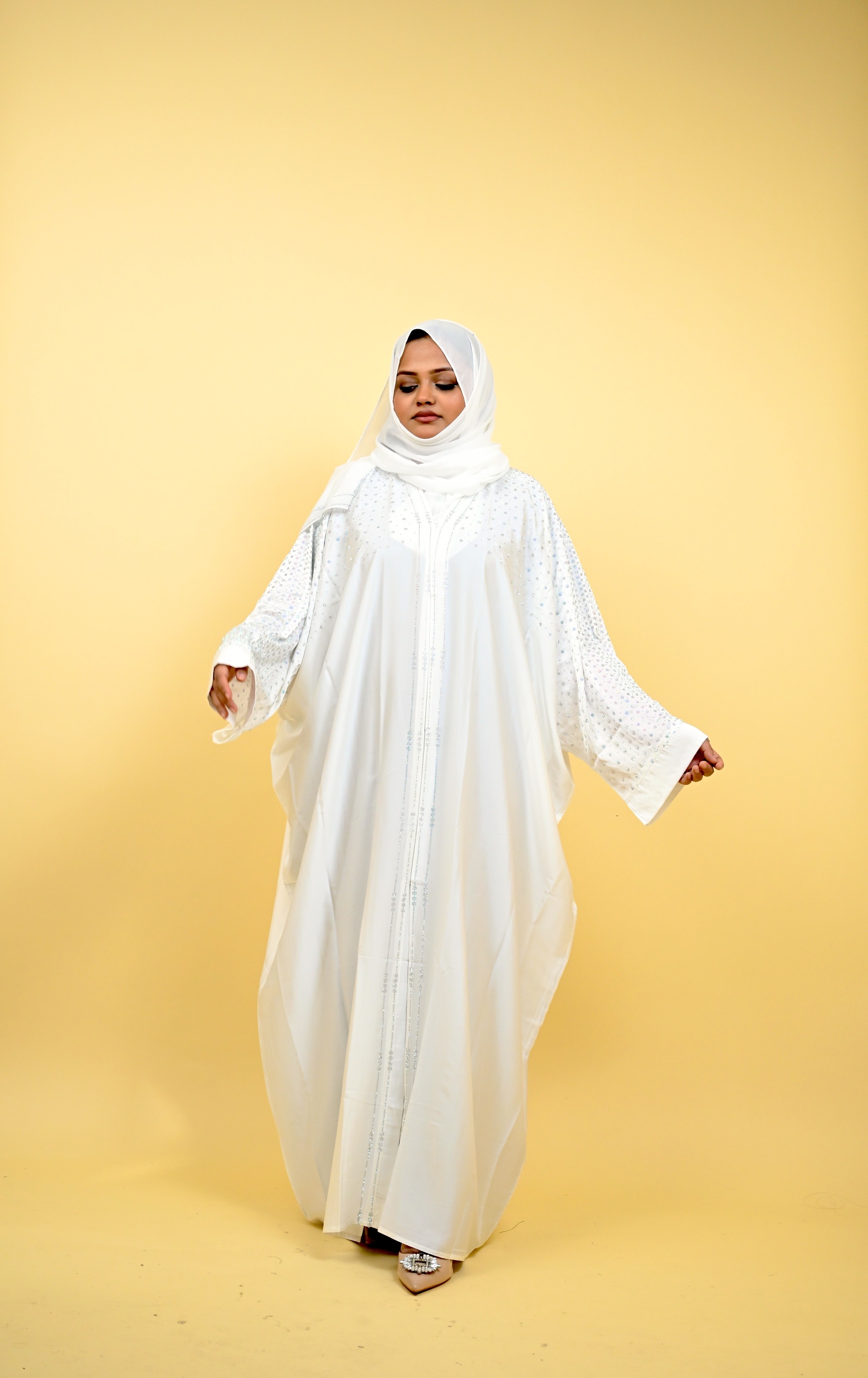 Huda  - Armani Satin Farasha 