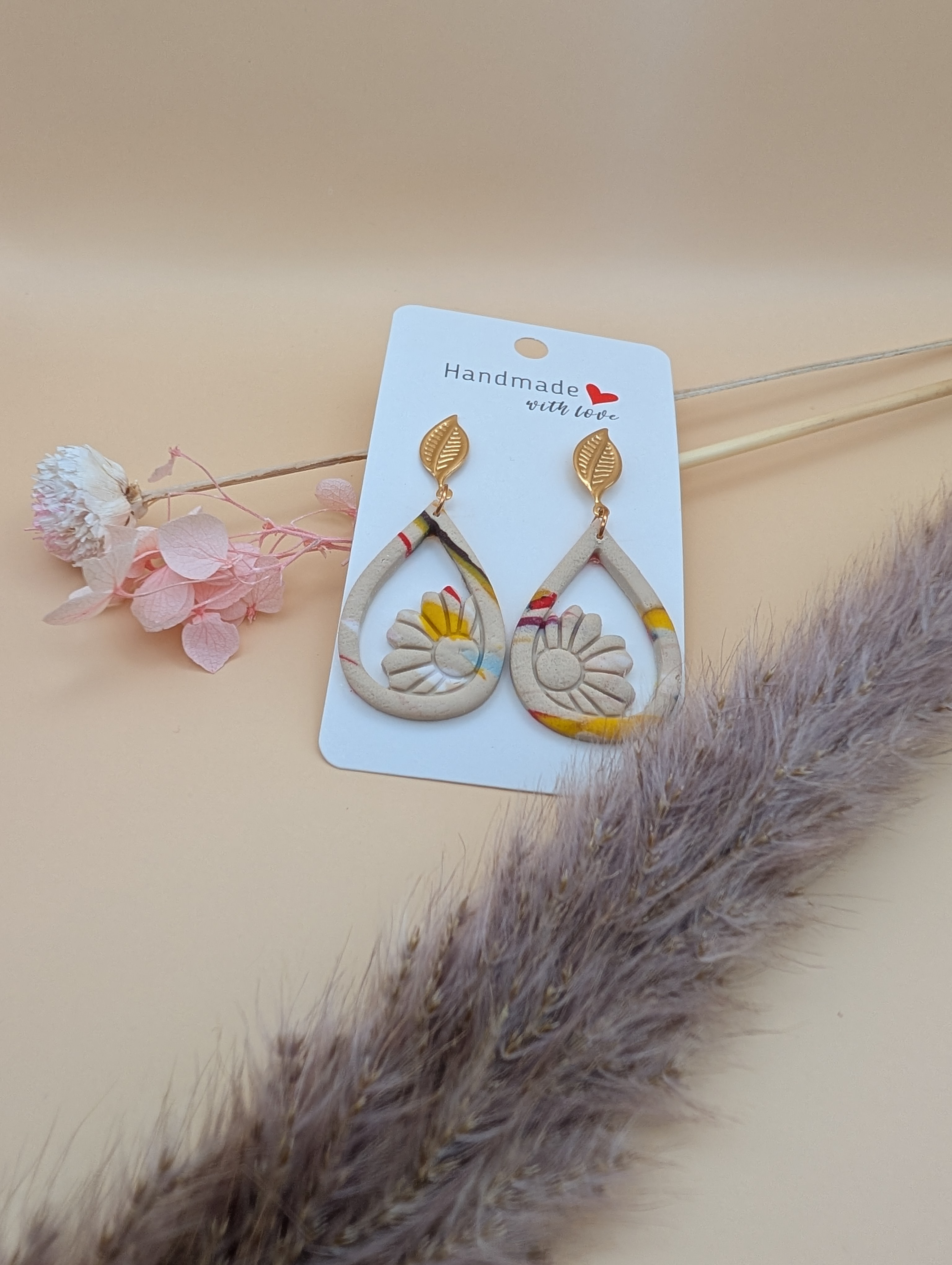 Ohrring Beige Flower