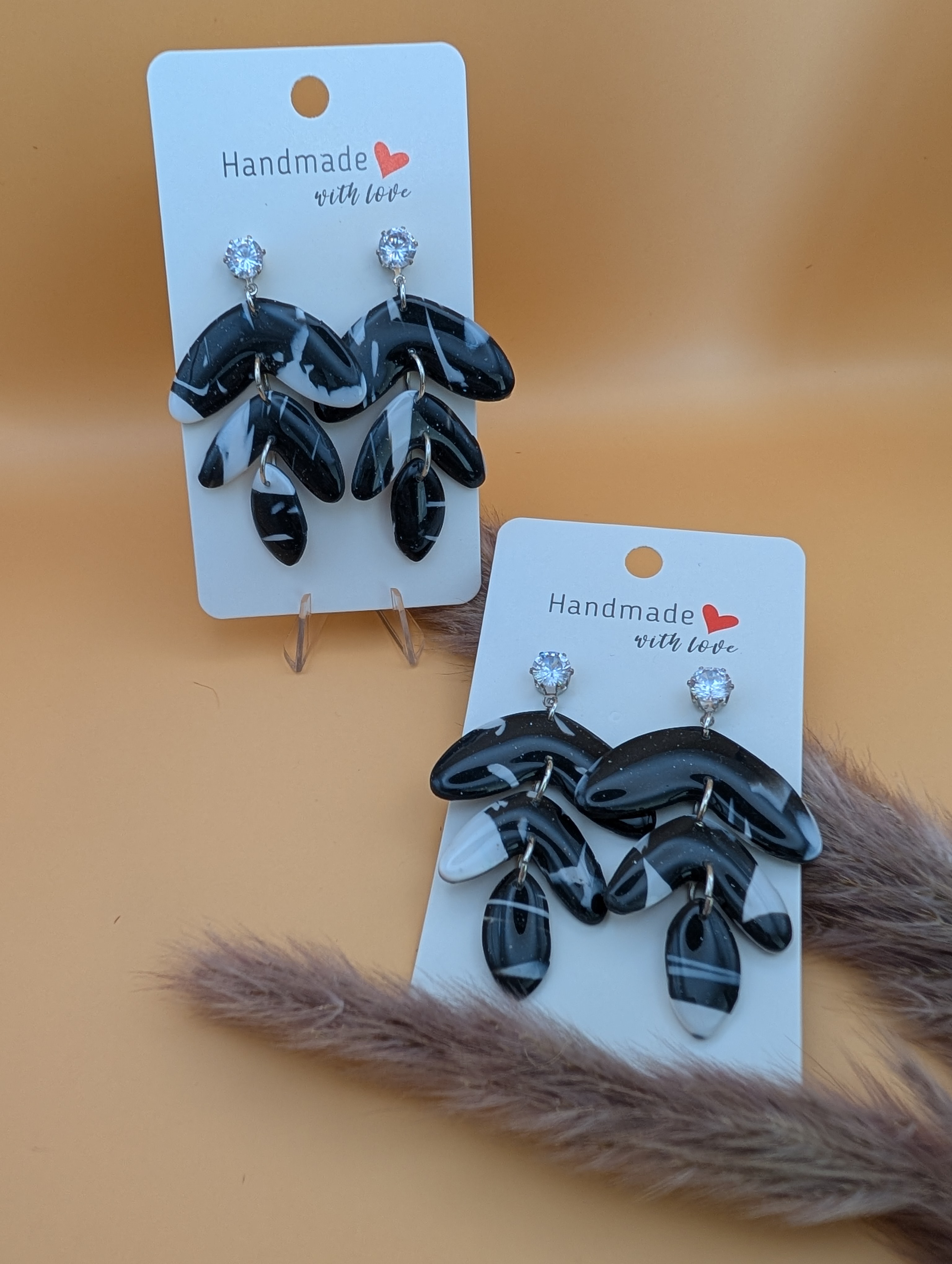 Ohrring Black Flower