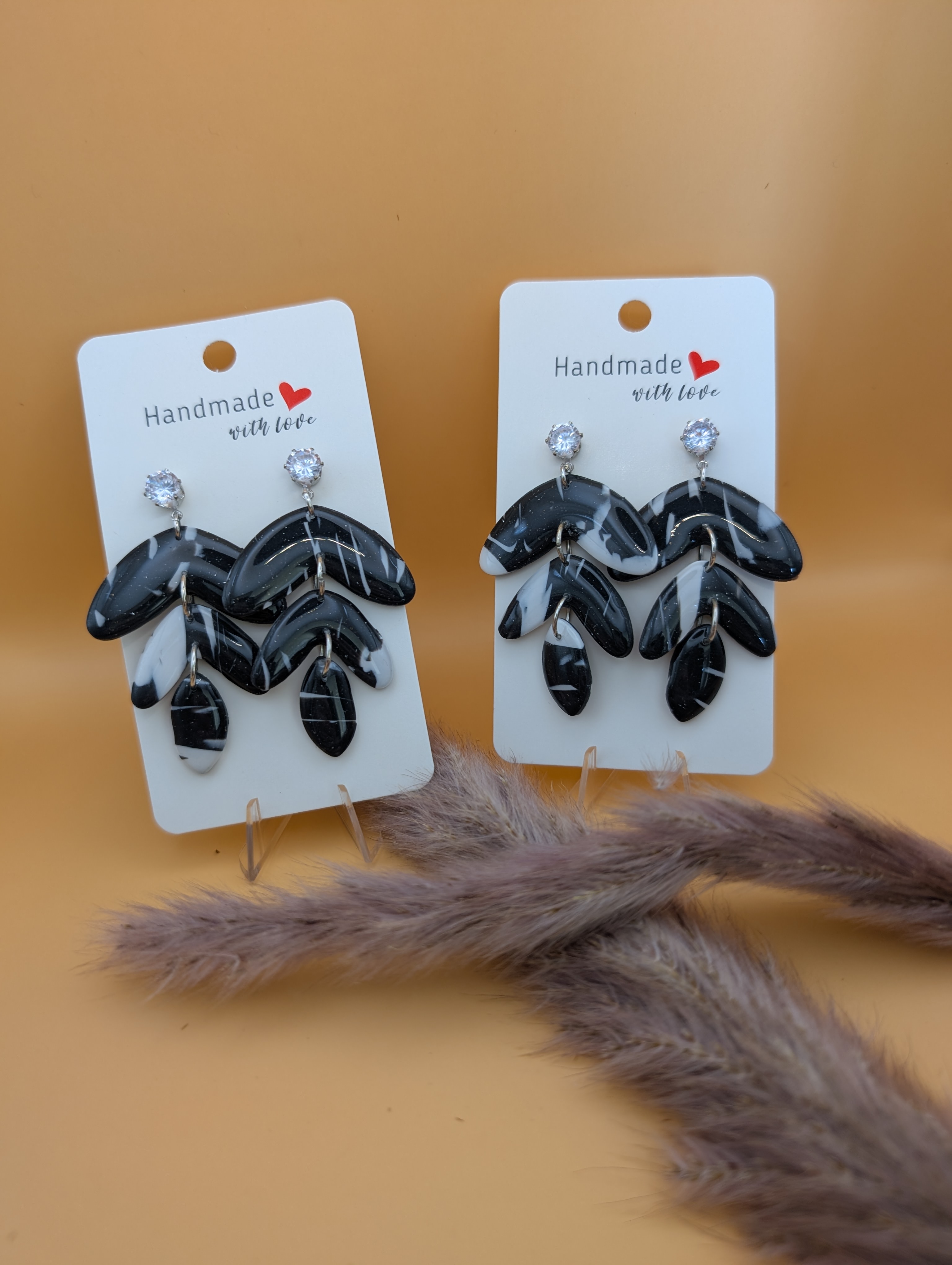 Ohrring Black Flower