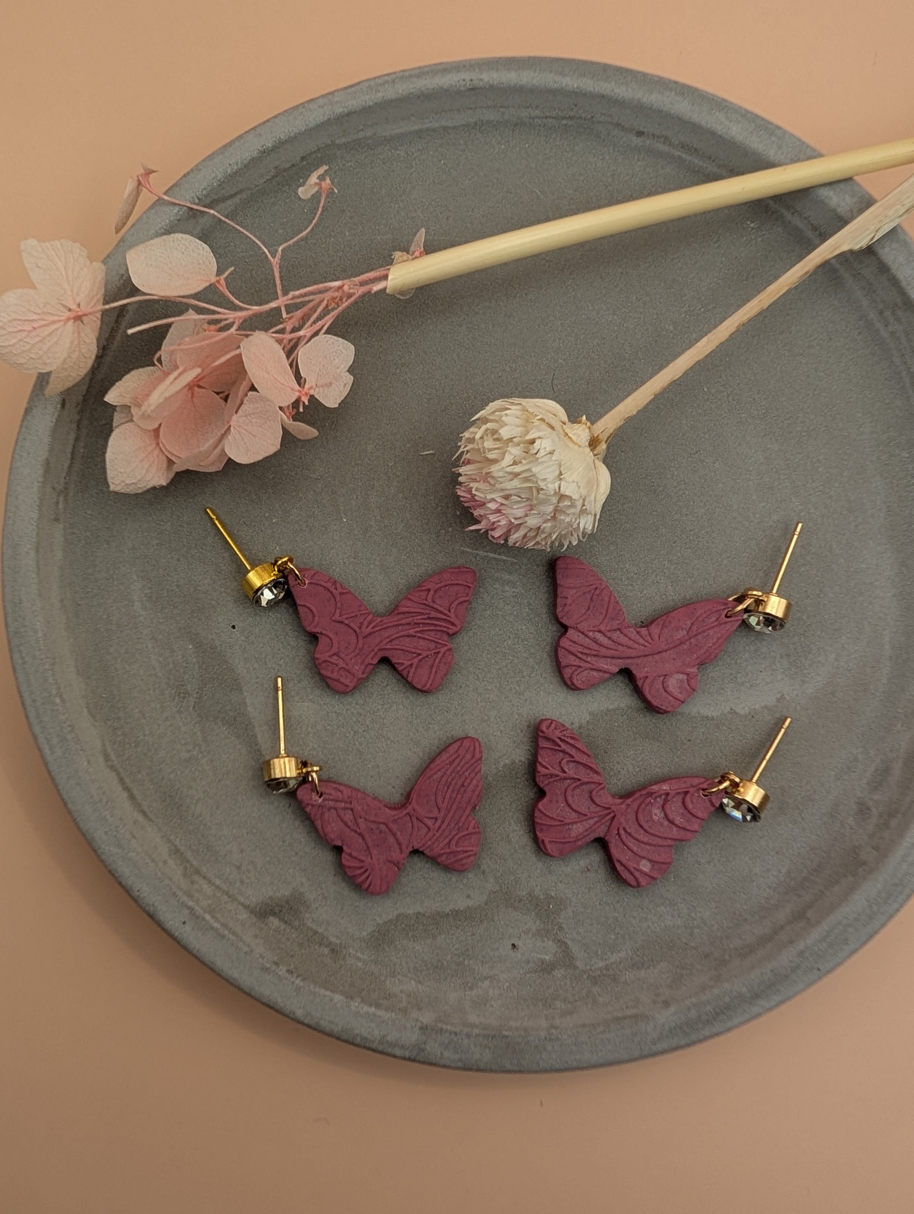 Violette Butterfly mit Zirkon