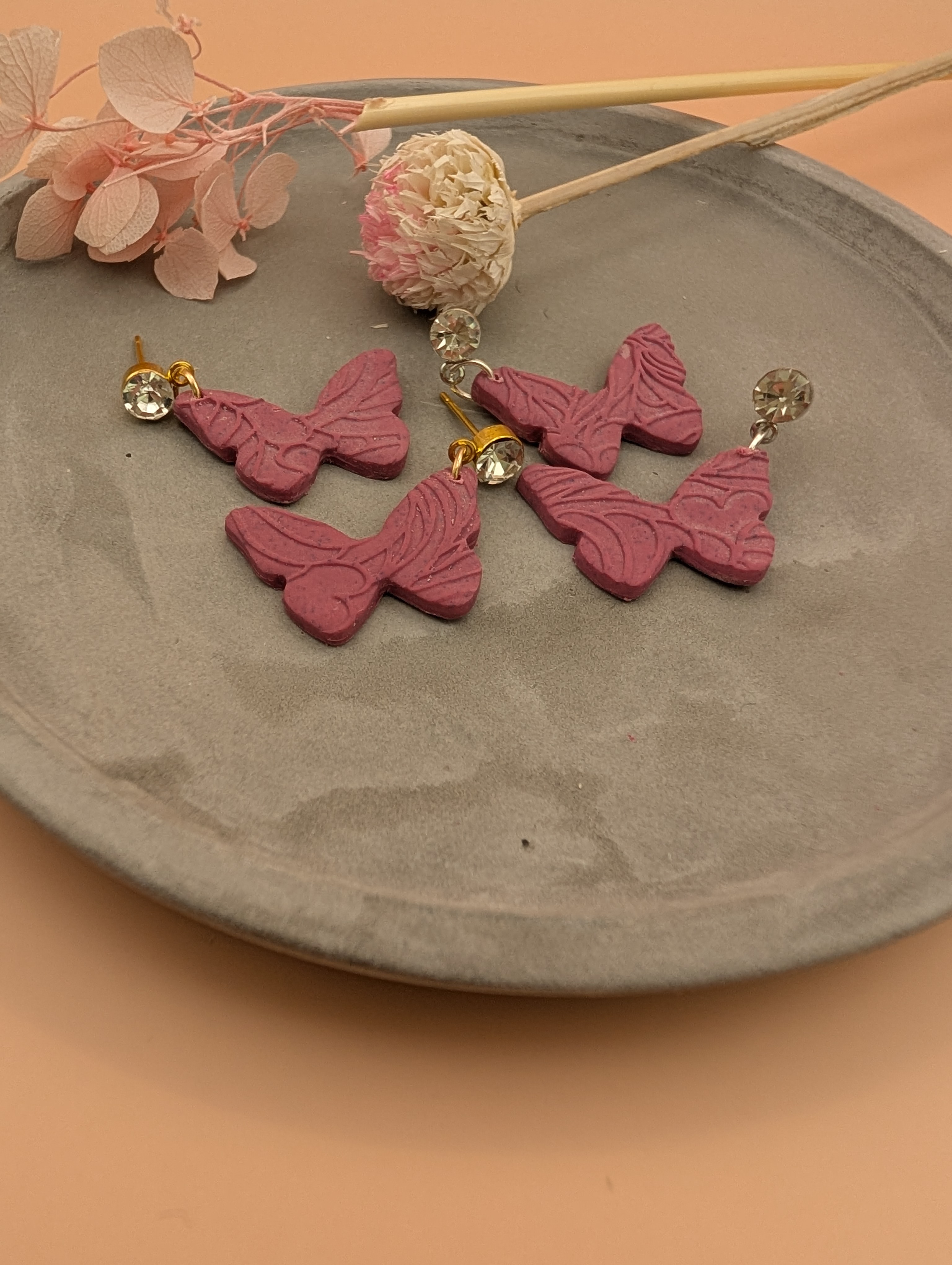 Violette Butterfly mit Zirkon