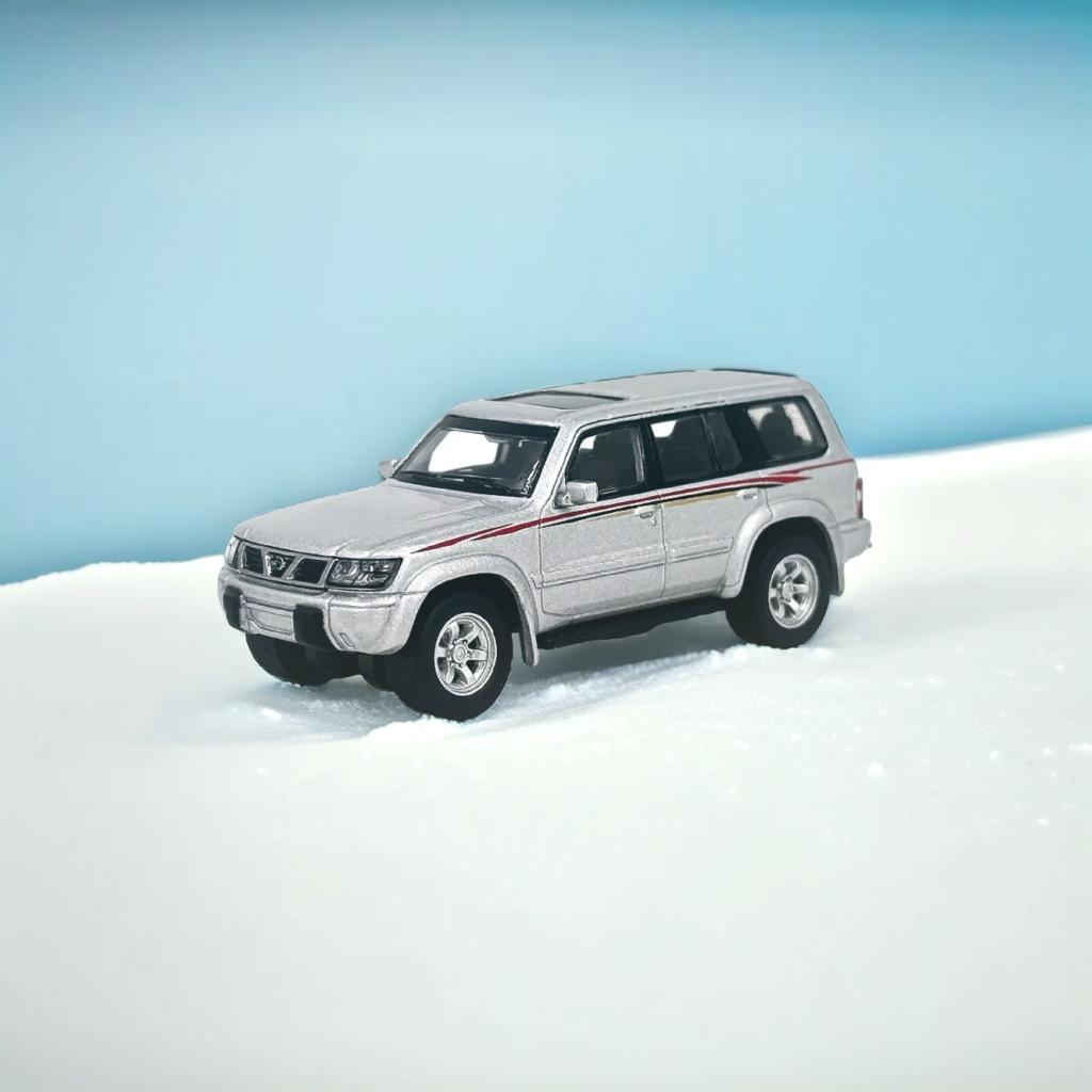 (AOW - Website Categroy) 1:64 Scale Nissan Patrol 1998 Y61 Car Model  | Diecast SUV Model Car