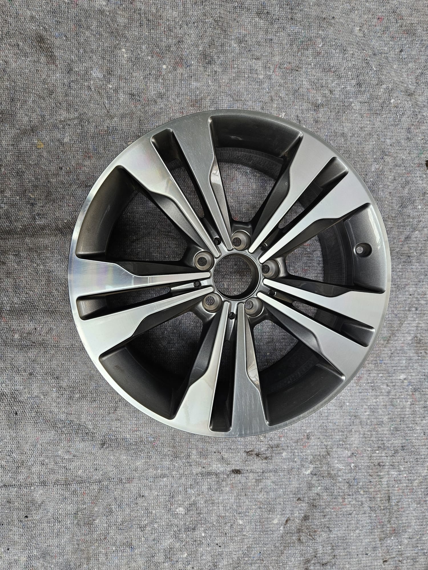 Original Mercedes W246 Felge A 2464010400