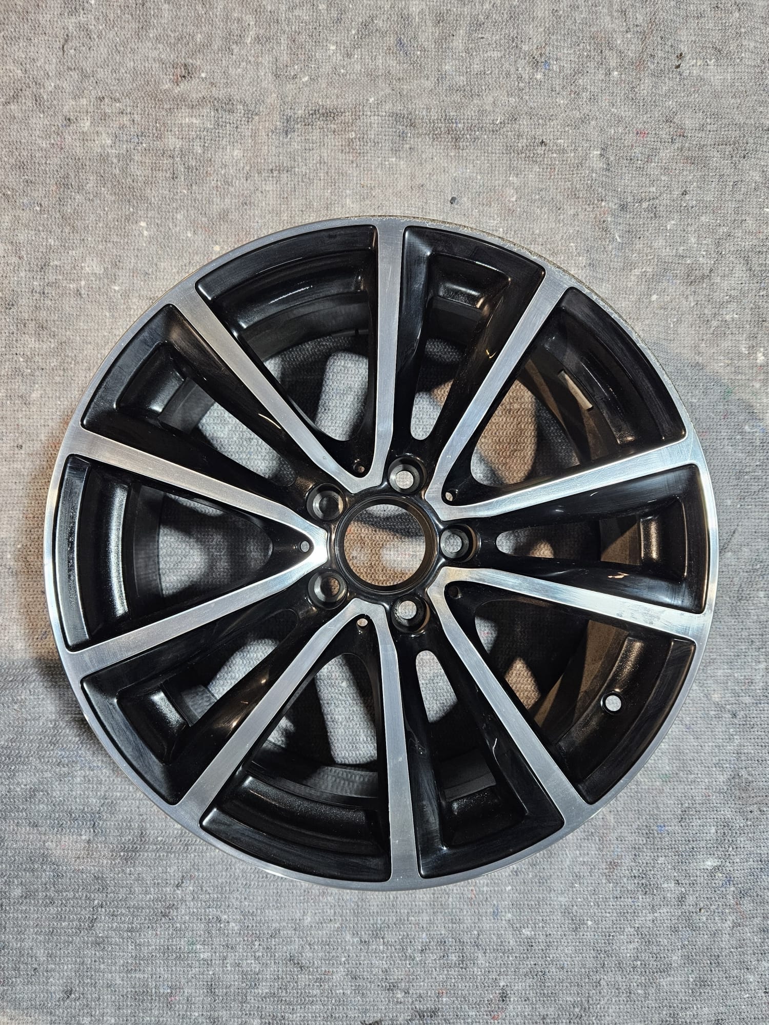 Original Mercedes W246 Felge