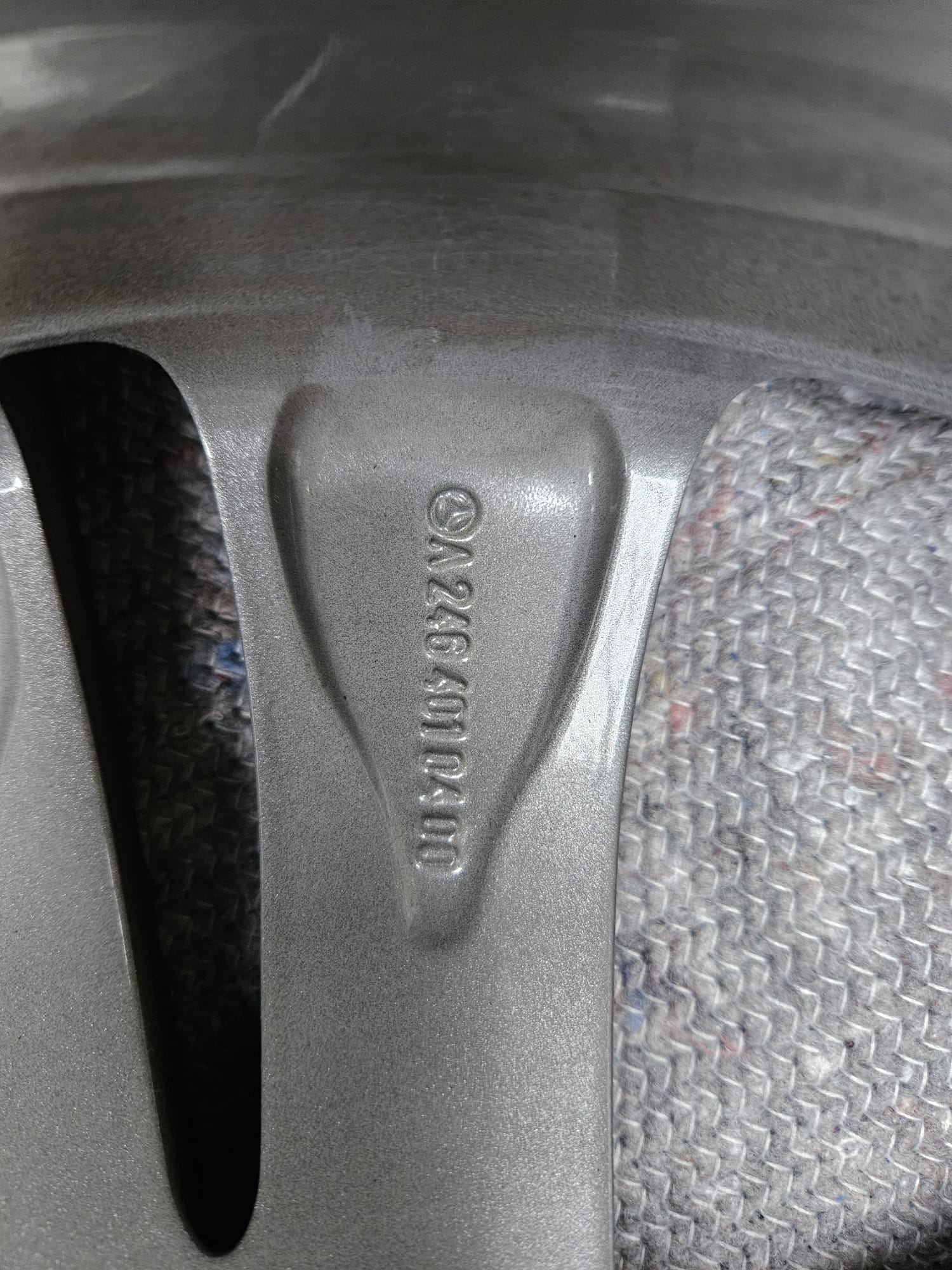 Original Mercedes W246 Felge A 2464010400