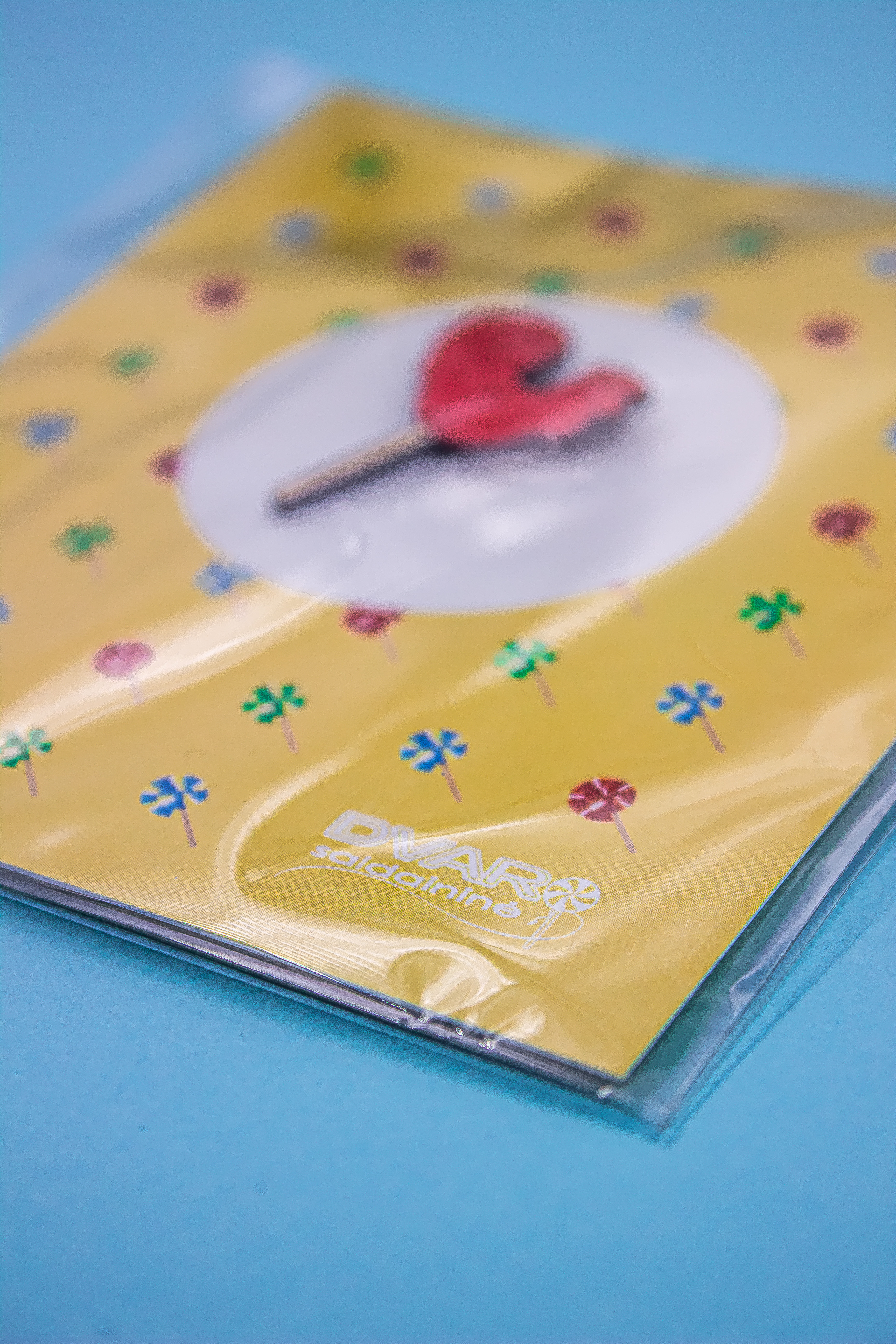 Metalinis ženkliukas (ang. pin)