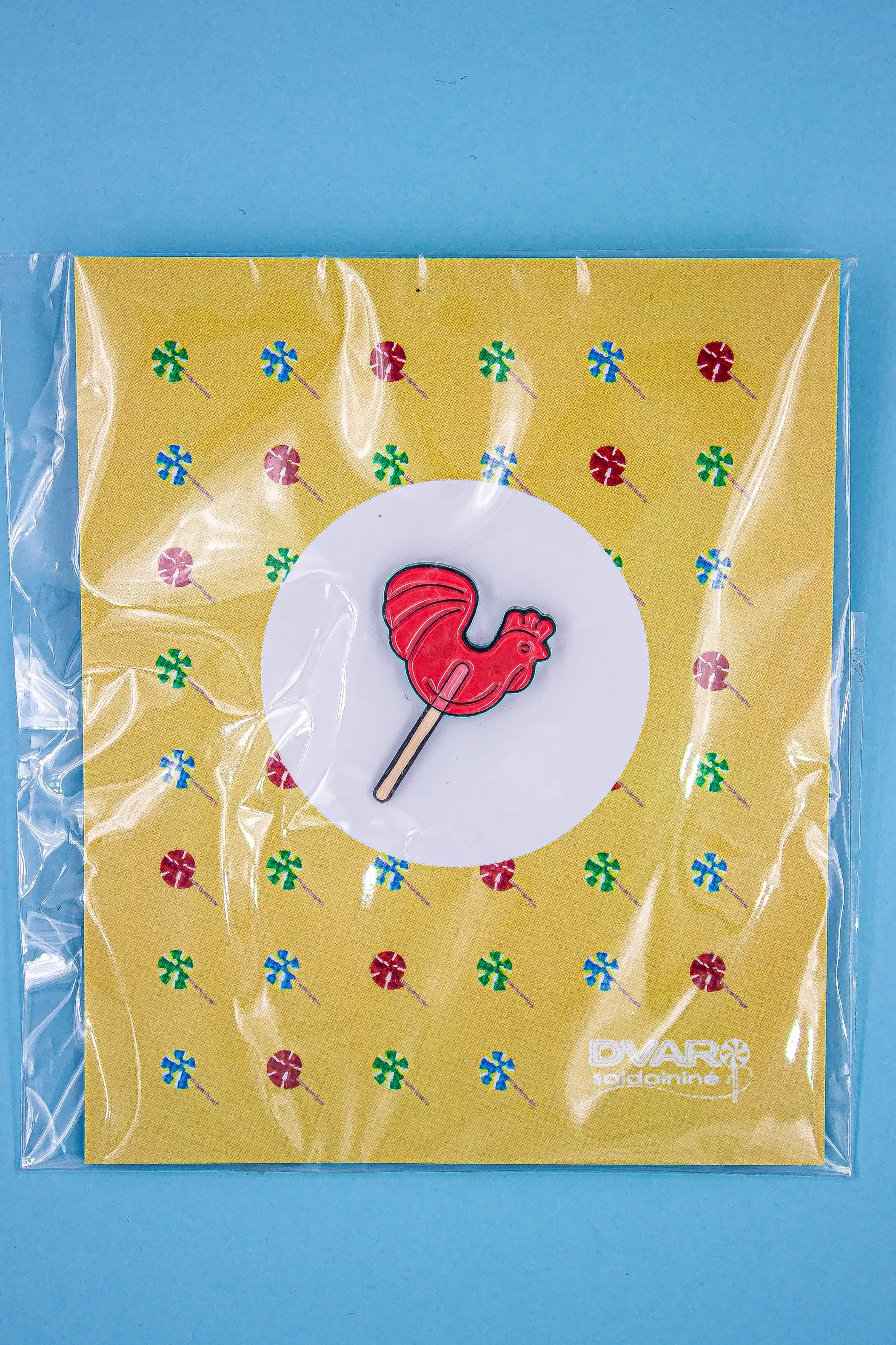 Metalinis ženkliukas (ang. pin)