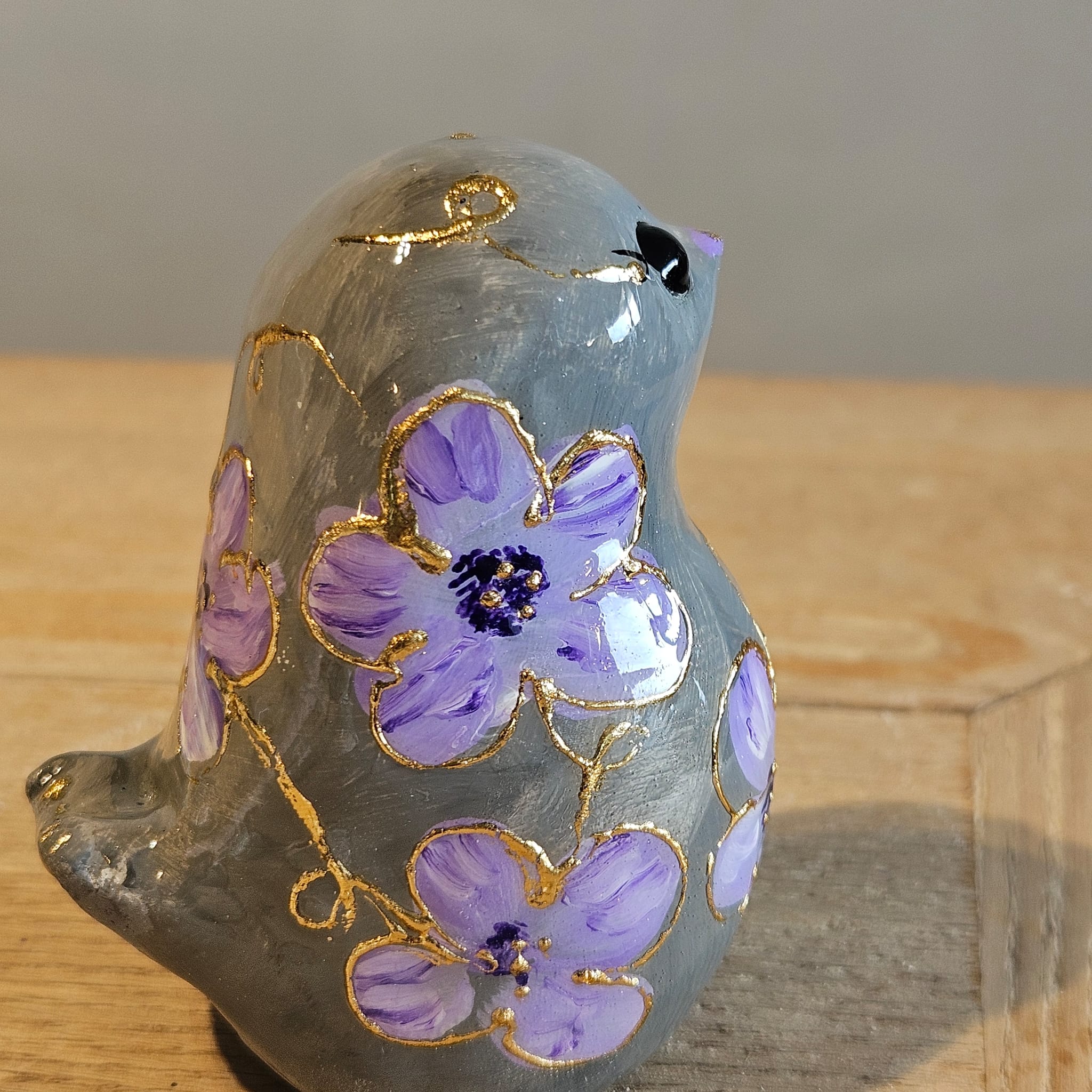 La pensée d'or, qui se matérialise,  devient or, illumine le monde et s'envole ♡