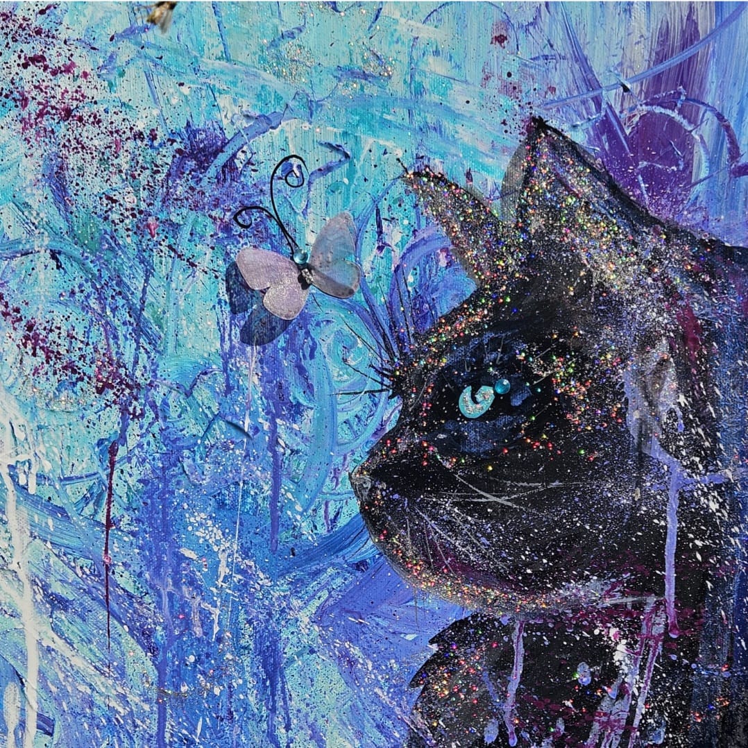 Acrylique, encres,médium, nacres, paillettes, poudre de diamants aux yeux, vernis UV haute protection et brillance 46×38cm.