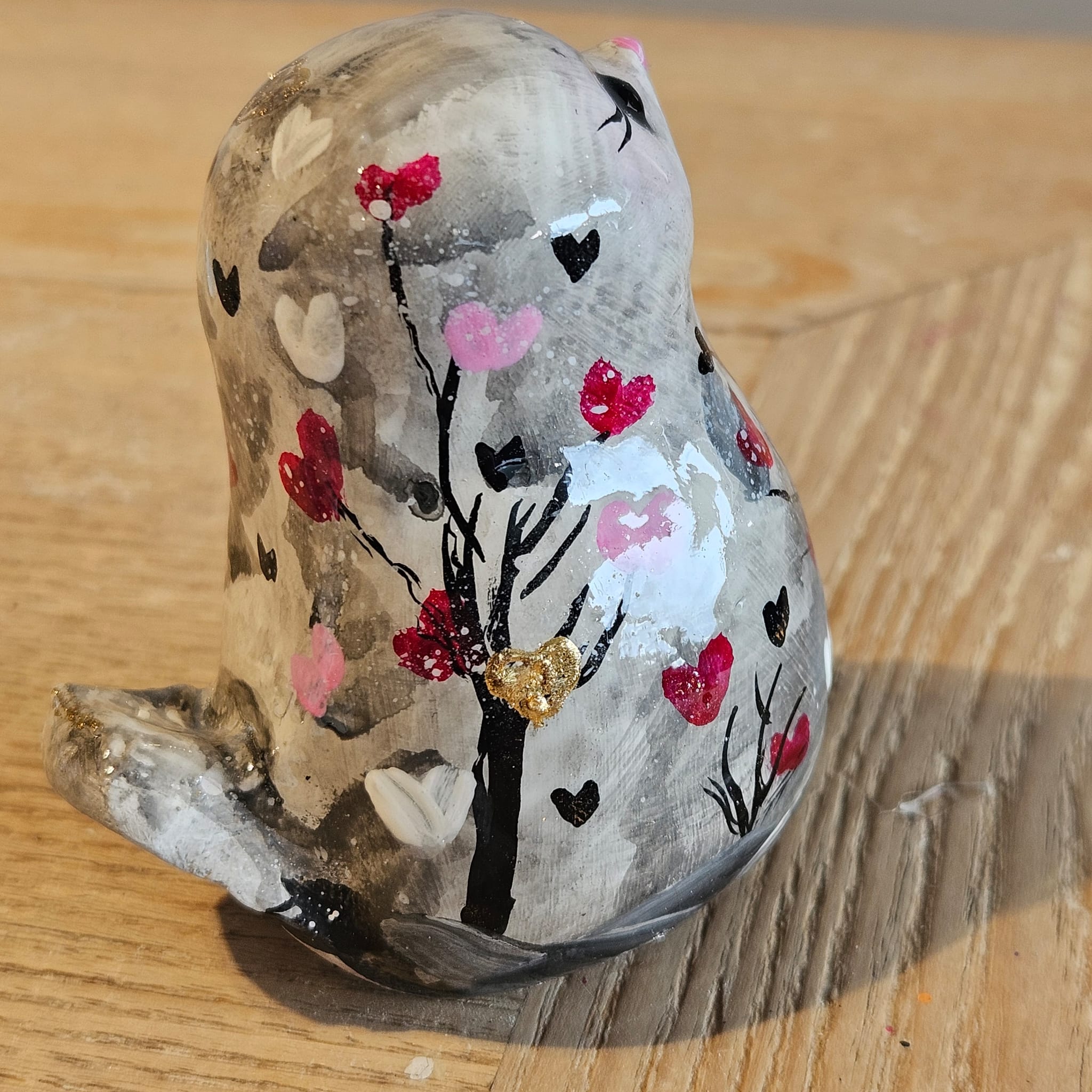 Arbre de vie dans le cœur de l'oiseau