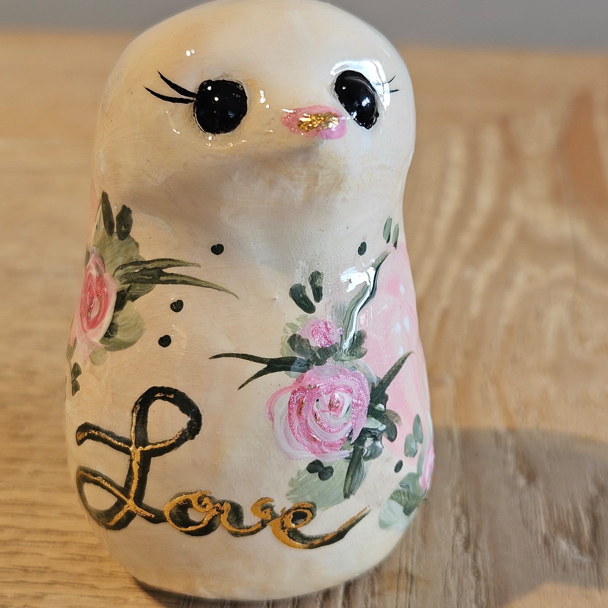 L'oiseau de l'amour par la peau, par le mot, par la présence.