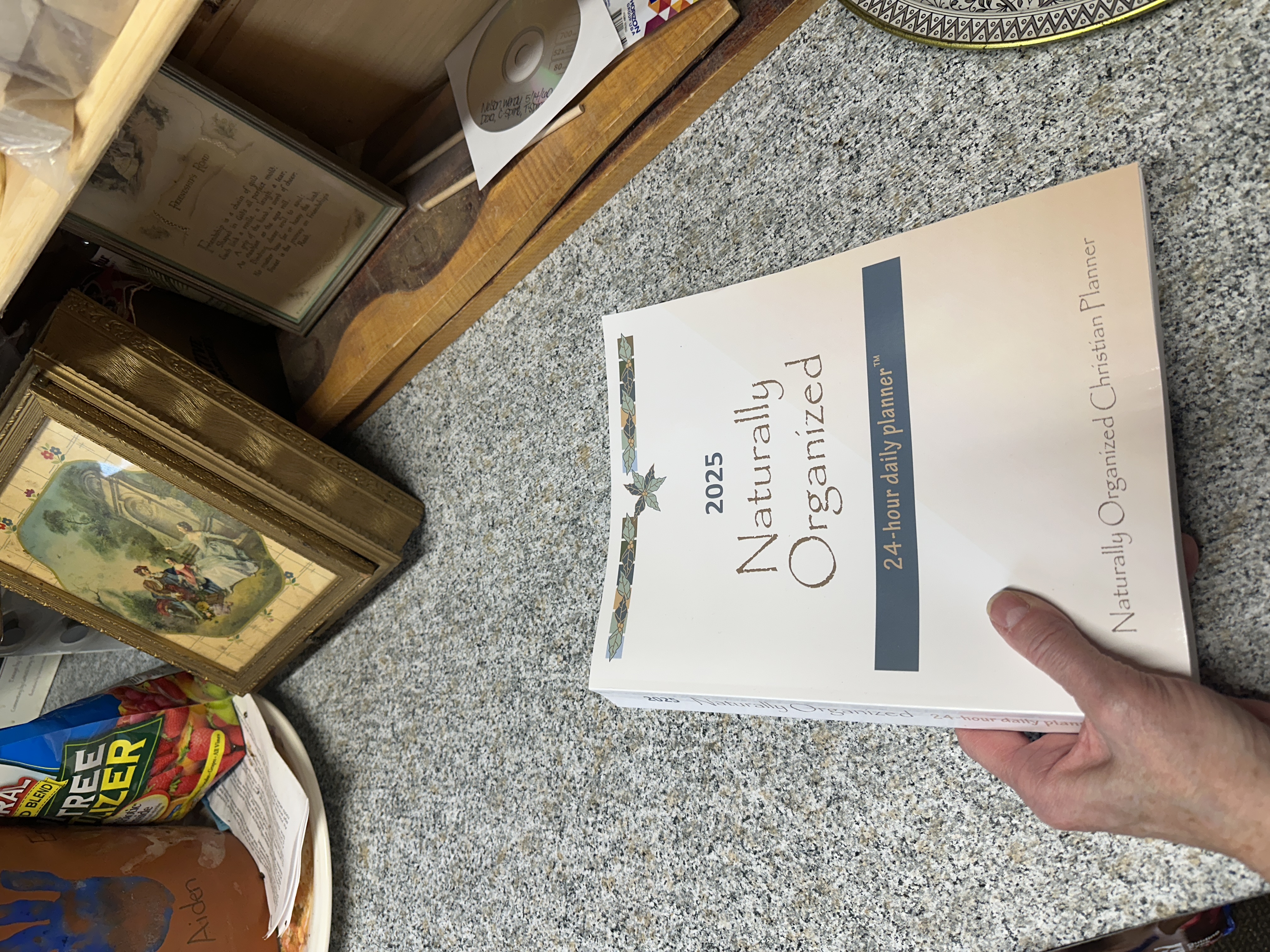 2025 daily planner, paperback, 2025 Christian planner, 2025 planner, 24-hour daily planner, 2025 day a page planner, Christian Gift