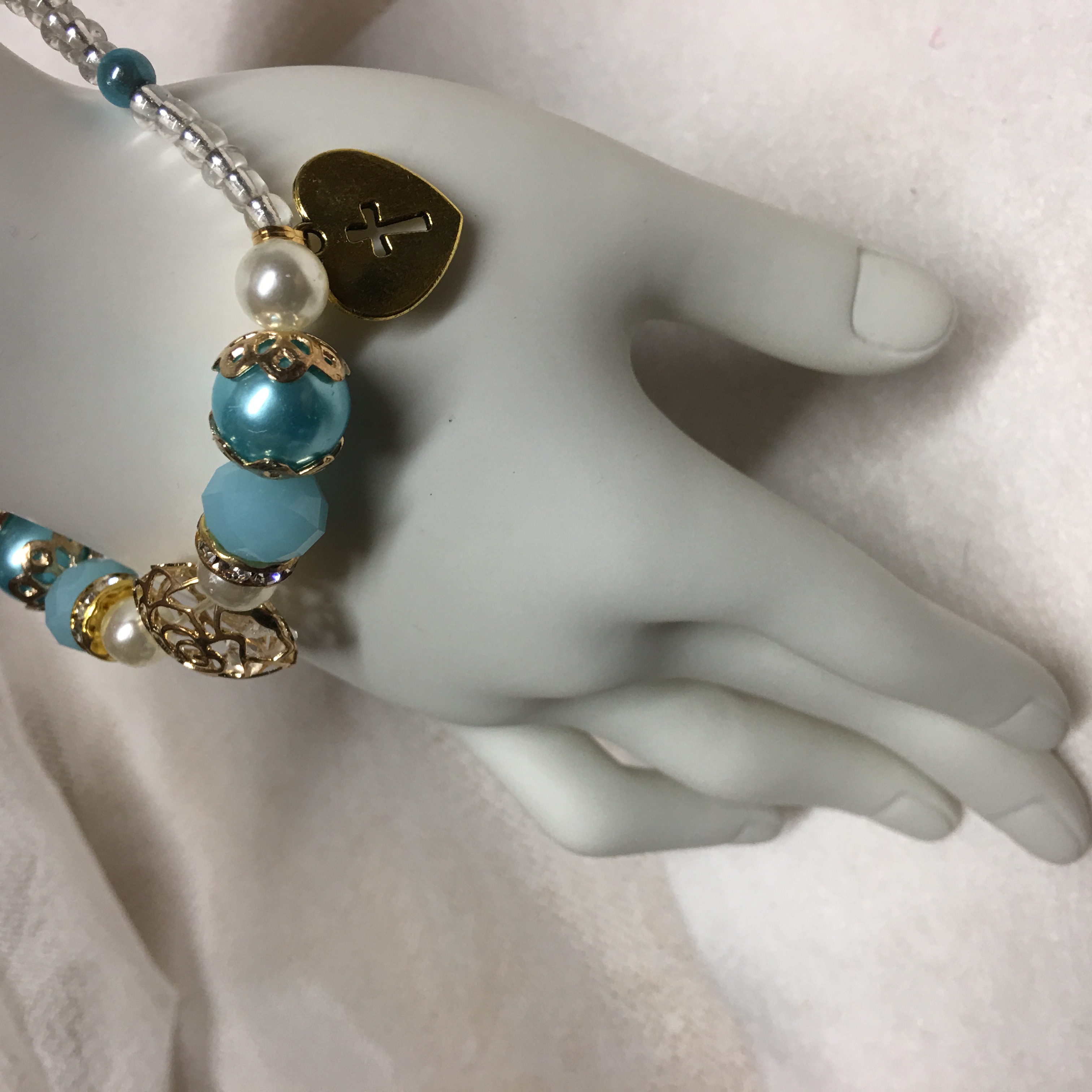 CHRISTIAN GIRL Bracelet, beautiful beads and Christian charms, wonderful and pretty Christian gift!