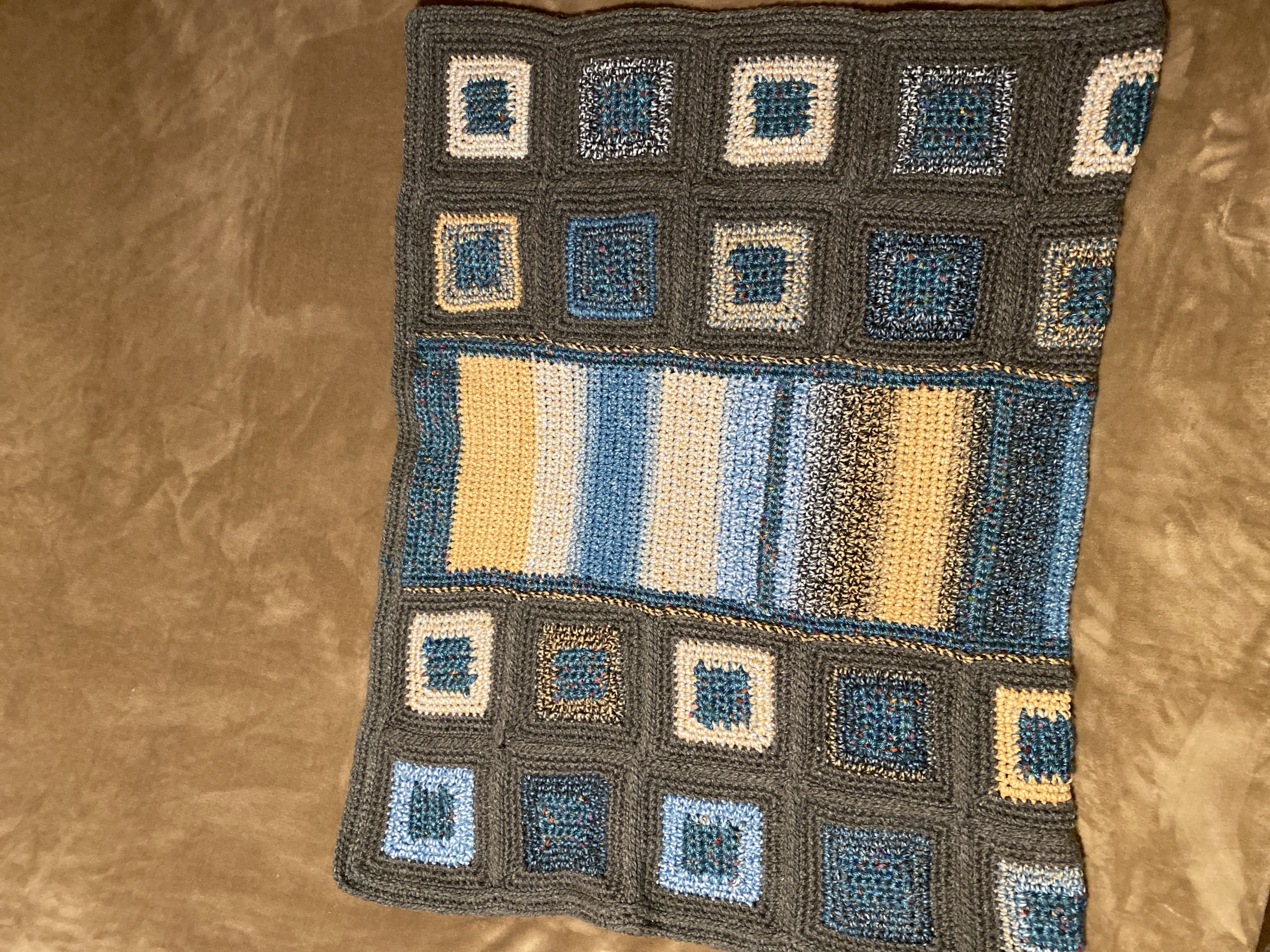 Perfect gift for dad! Sweet gift for mom! chunky lap afghan, crochet chunky yarns, perfect size throw 66” long x 42” wide or on twin bed